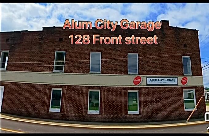 128 Front Street Property Photo 4