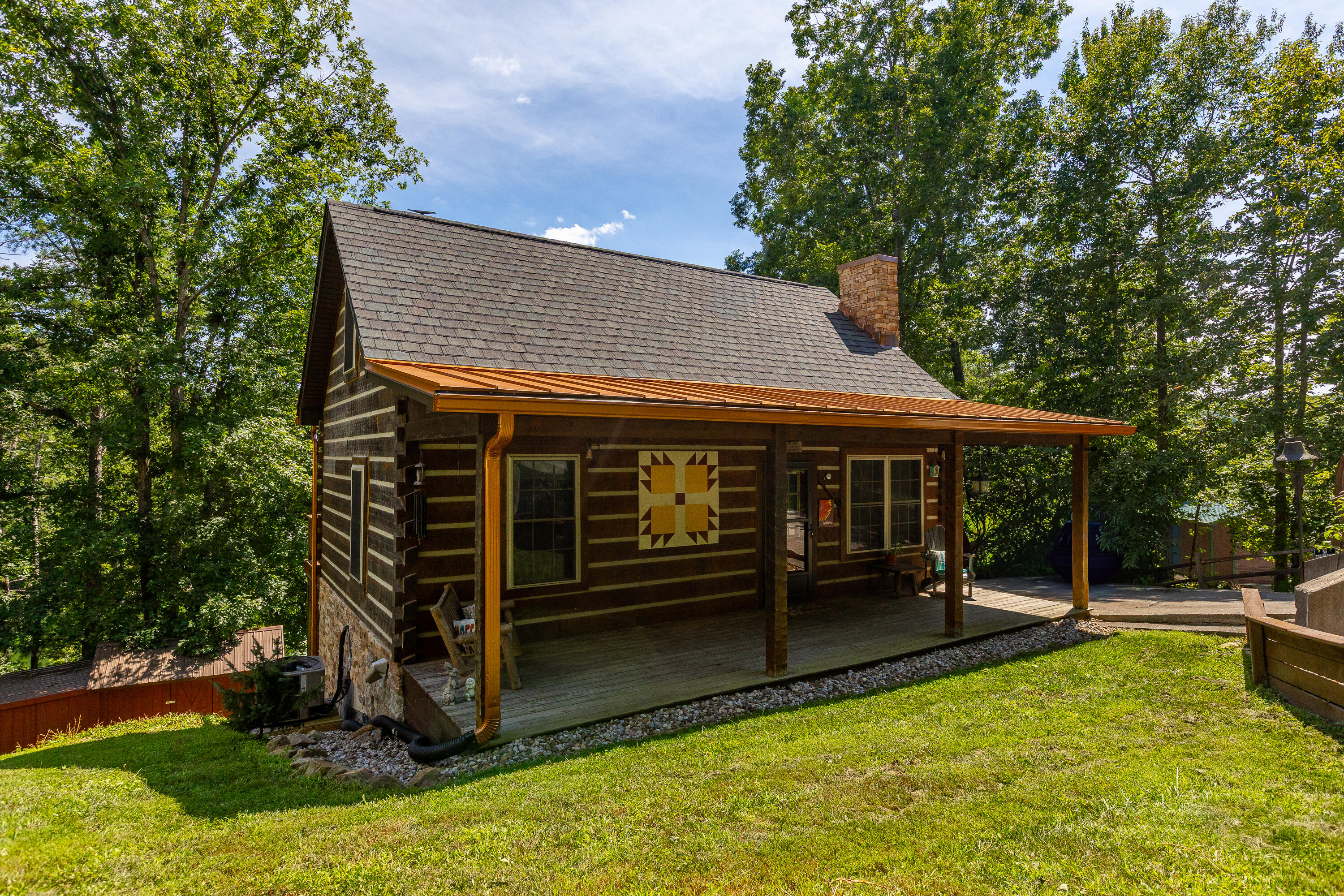 737 Cliffs Edge Road Property Photo 1