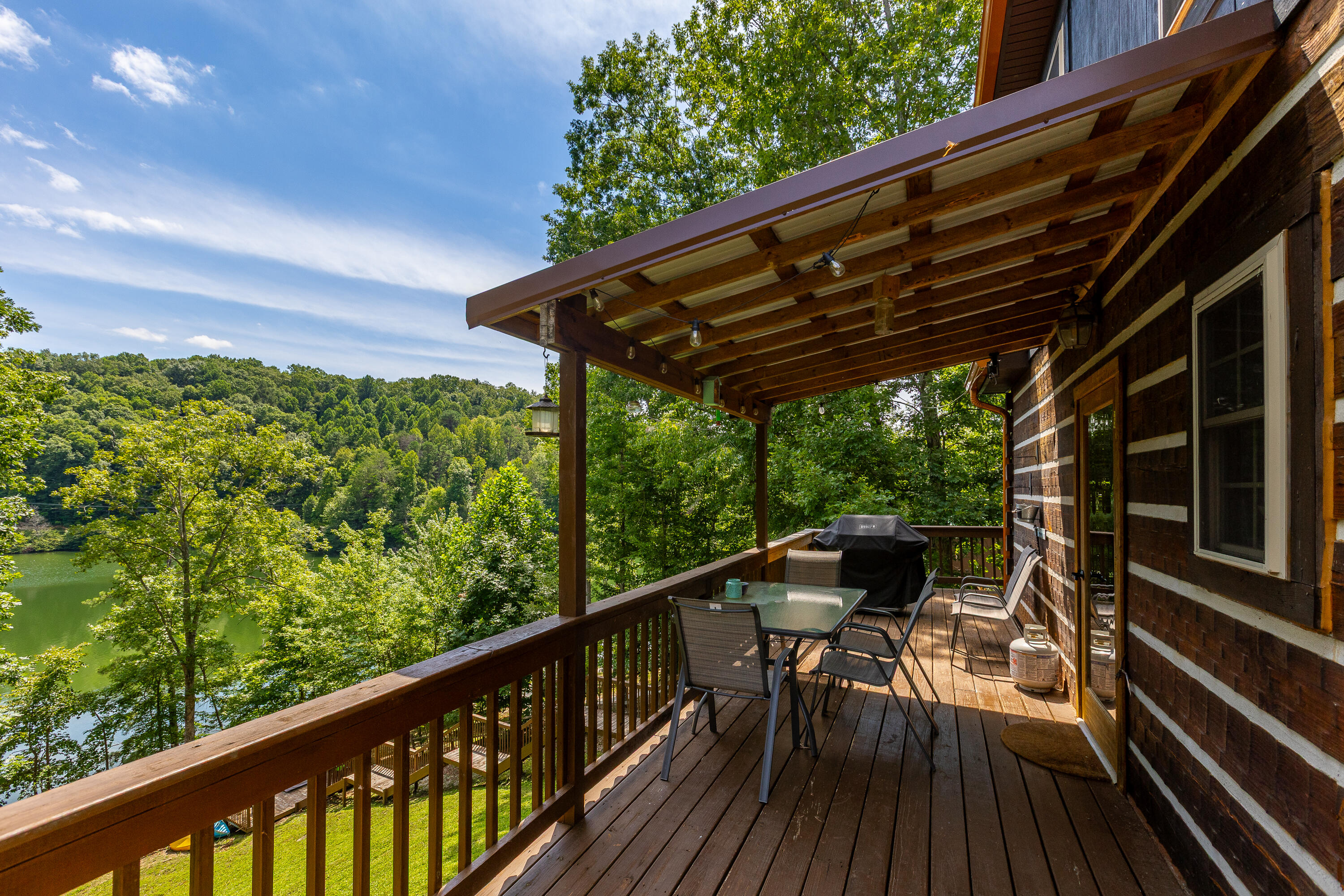 737 Cliffs Edge Road Property Photo 11