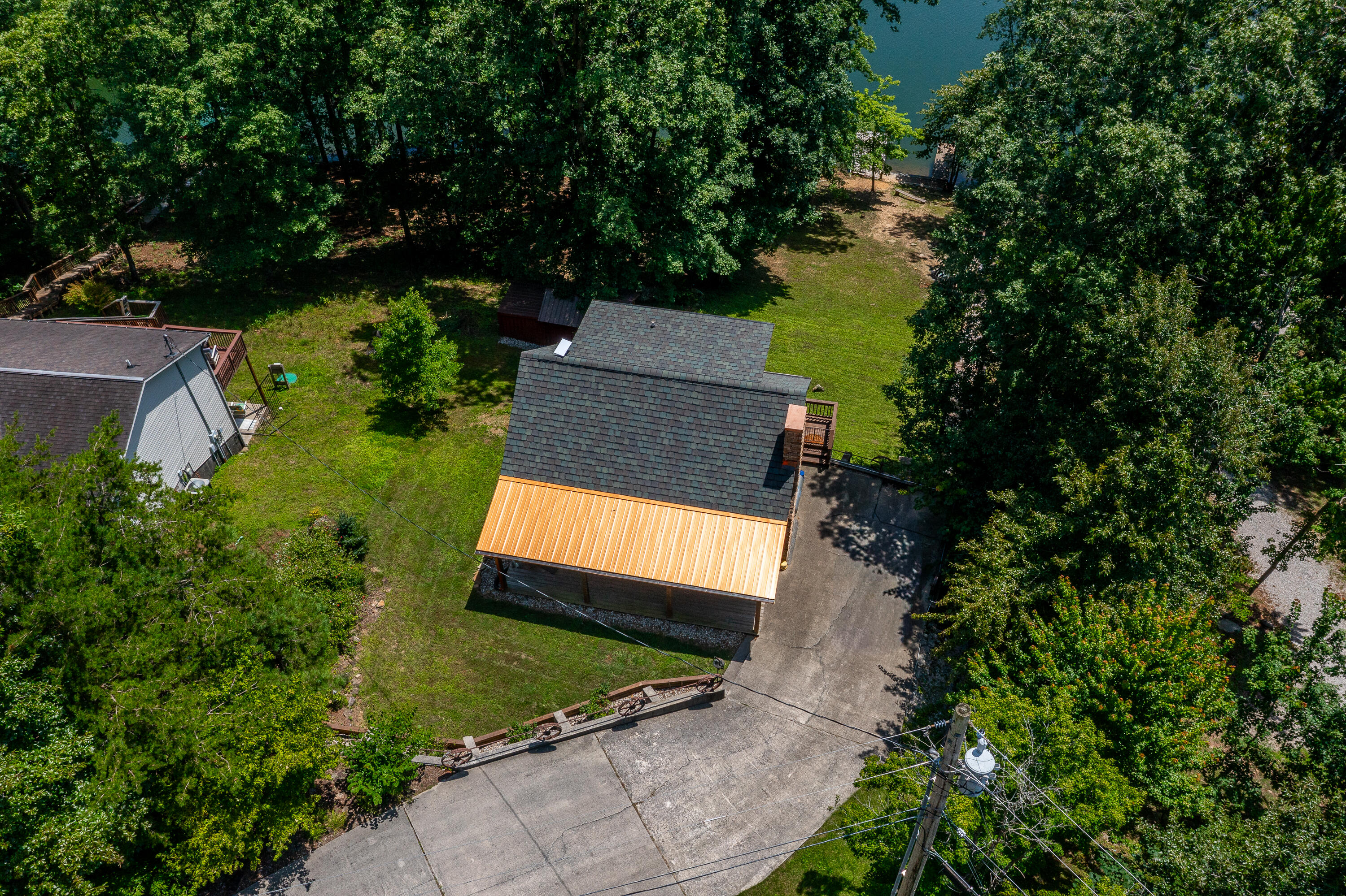 737 Cliffs Edge Road Property Photo 38
