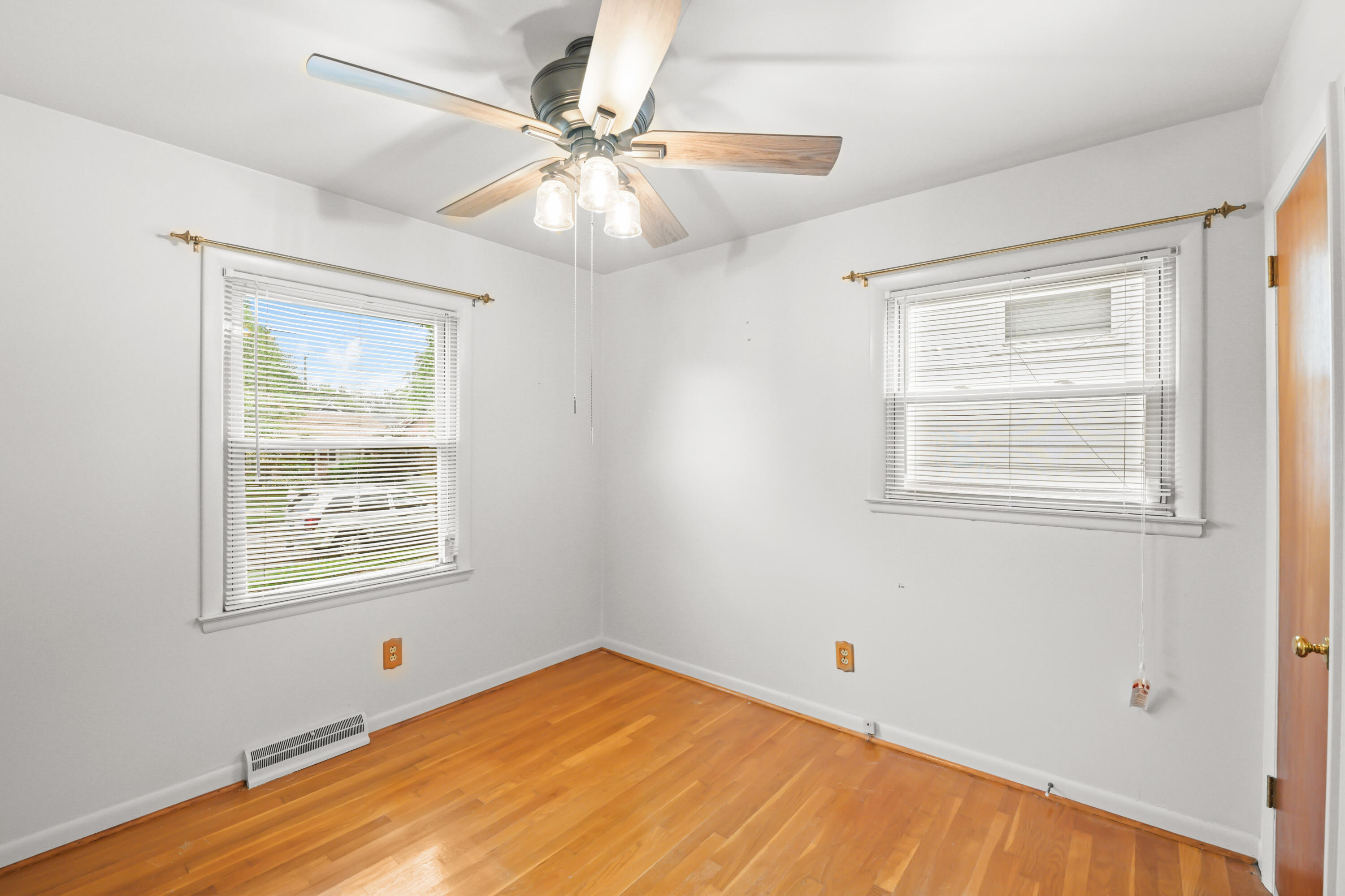 2113 Winterberry Drive Property Photo 25