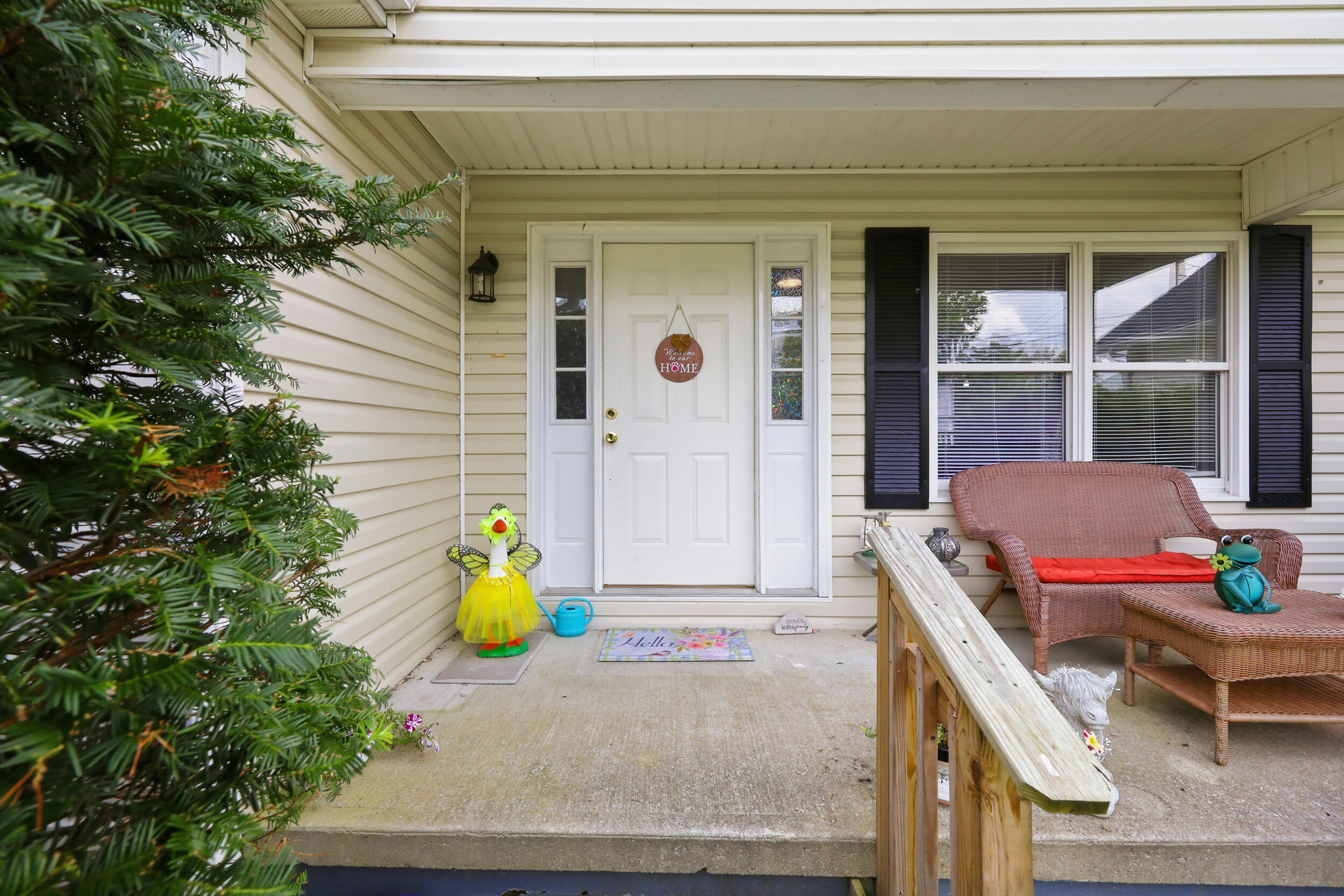 158 Cabin Creek Heights Property Photo 3