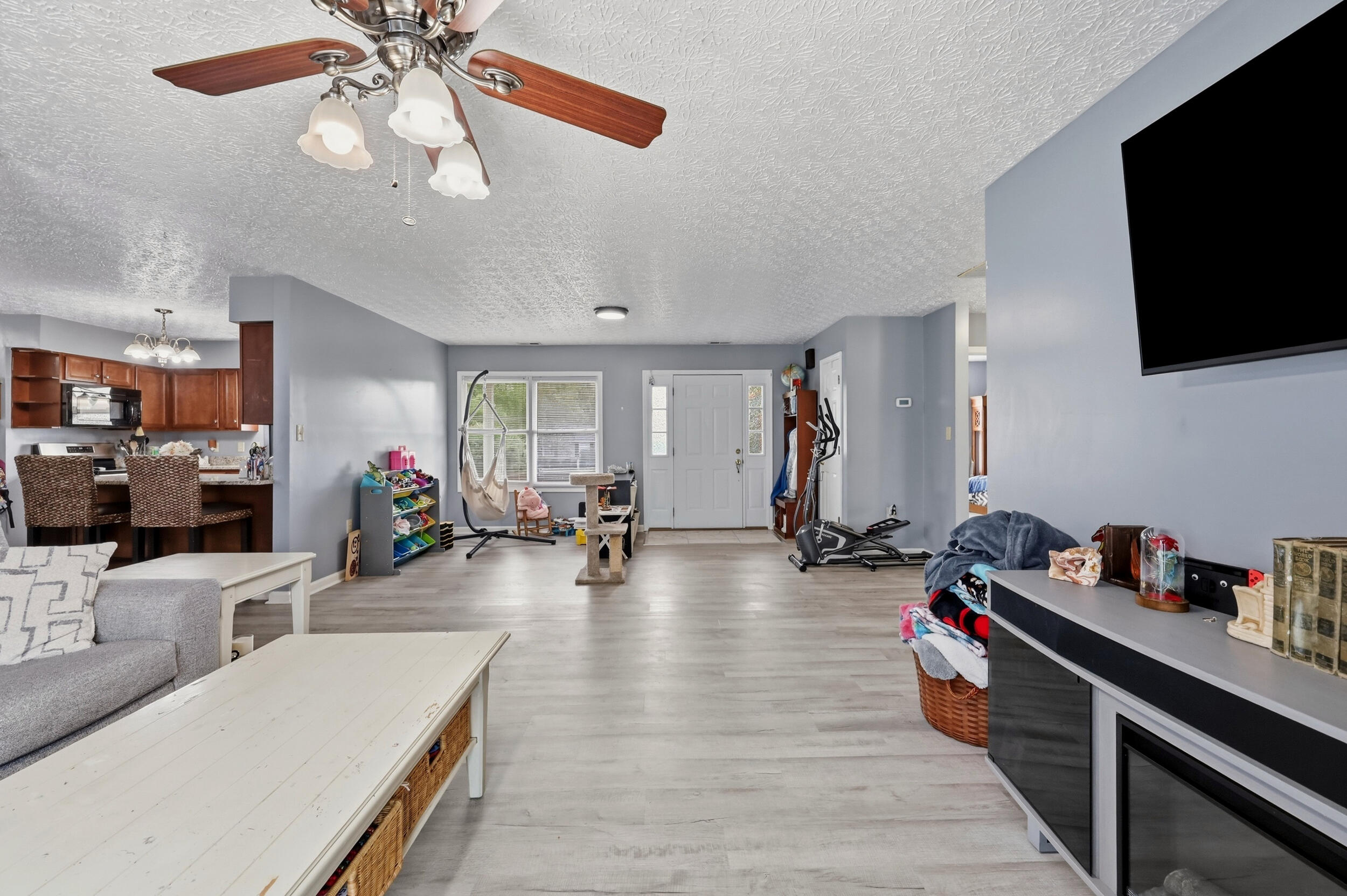158 Cabin Creek Heights Property Photo 8
