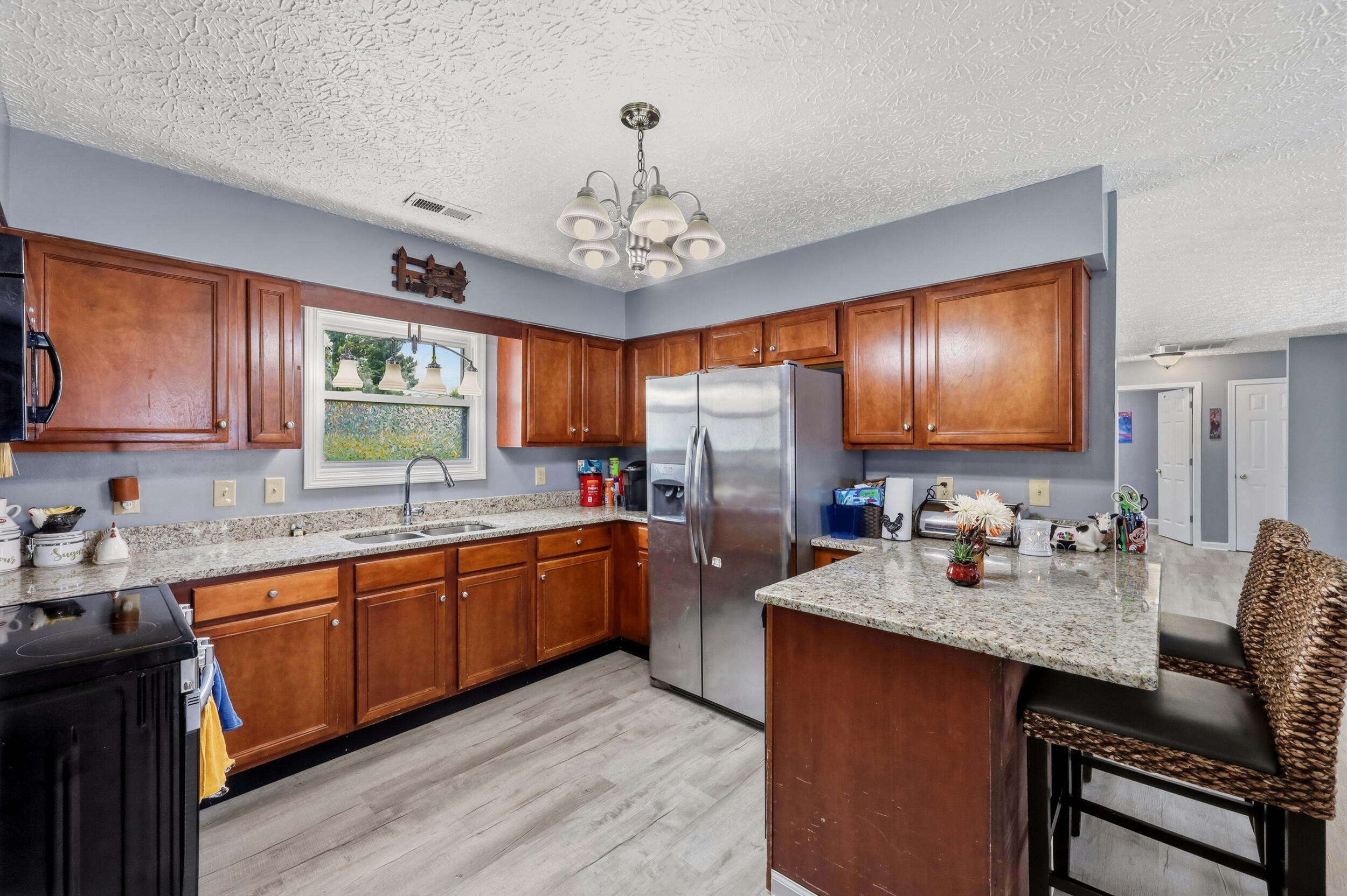 158 Cabin Creek Heights Property Photo 11