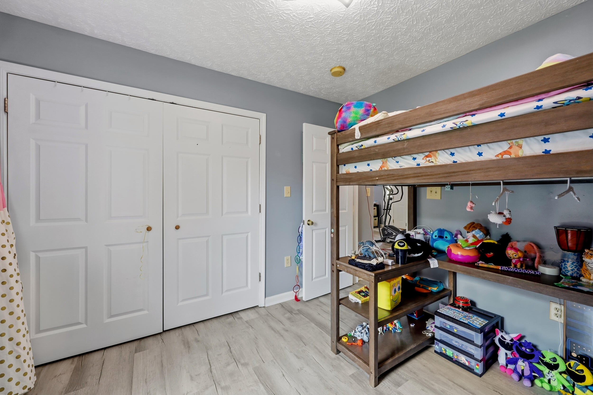 158 Cabin Creek Heights Property Photo 20