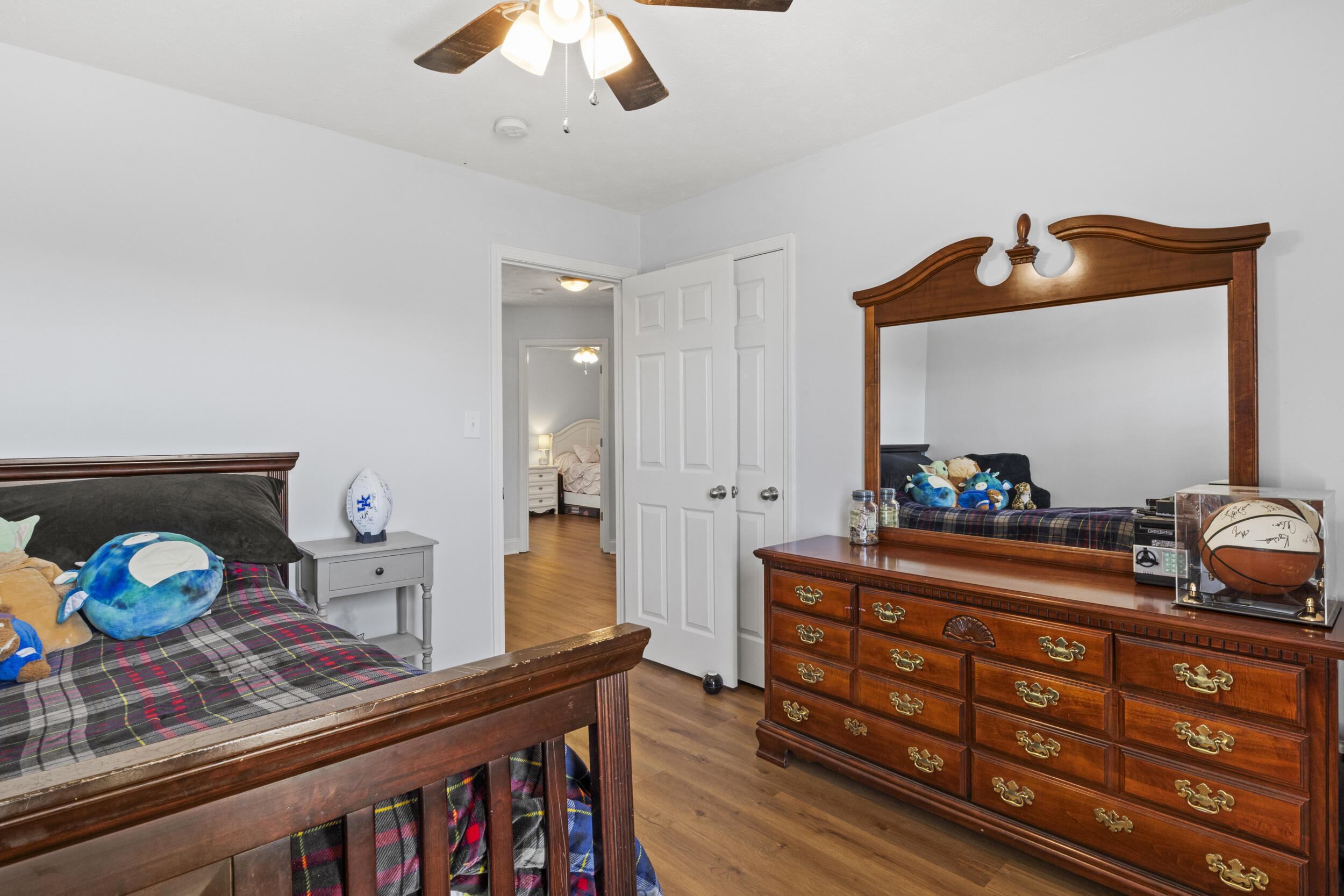 568 Thames Circle Property Photo 35
