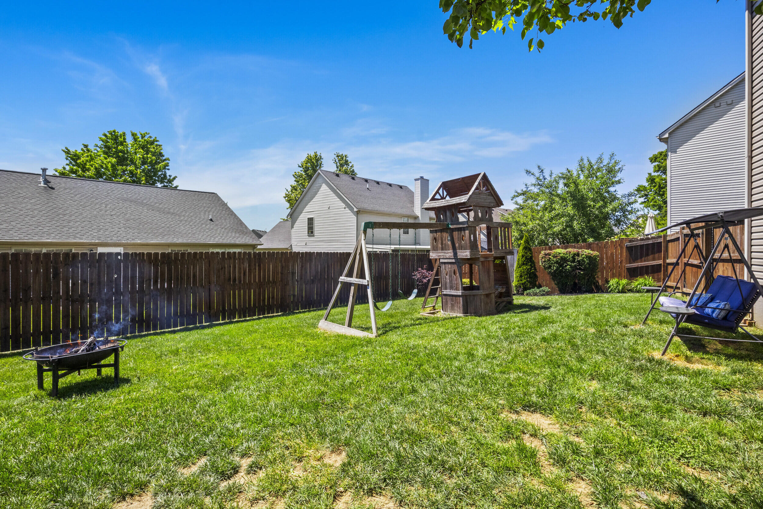 568 Thames Circle Property Photo 45