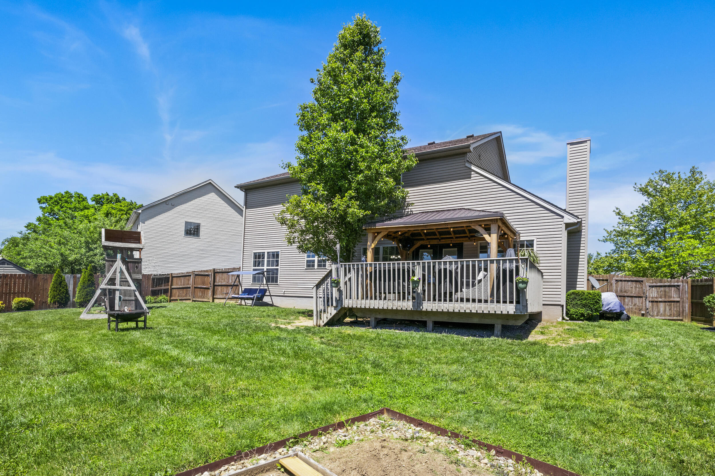568 Thames Circle Property Photo 47