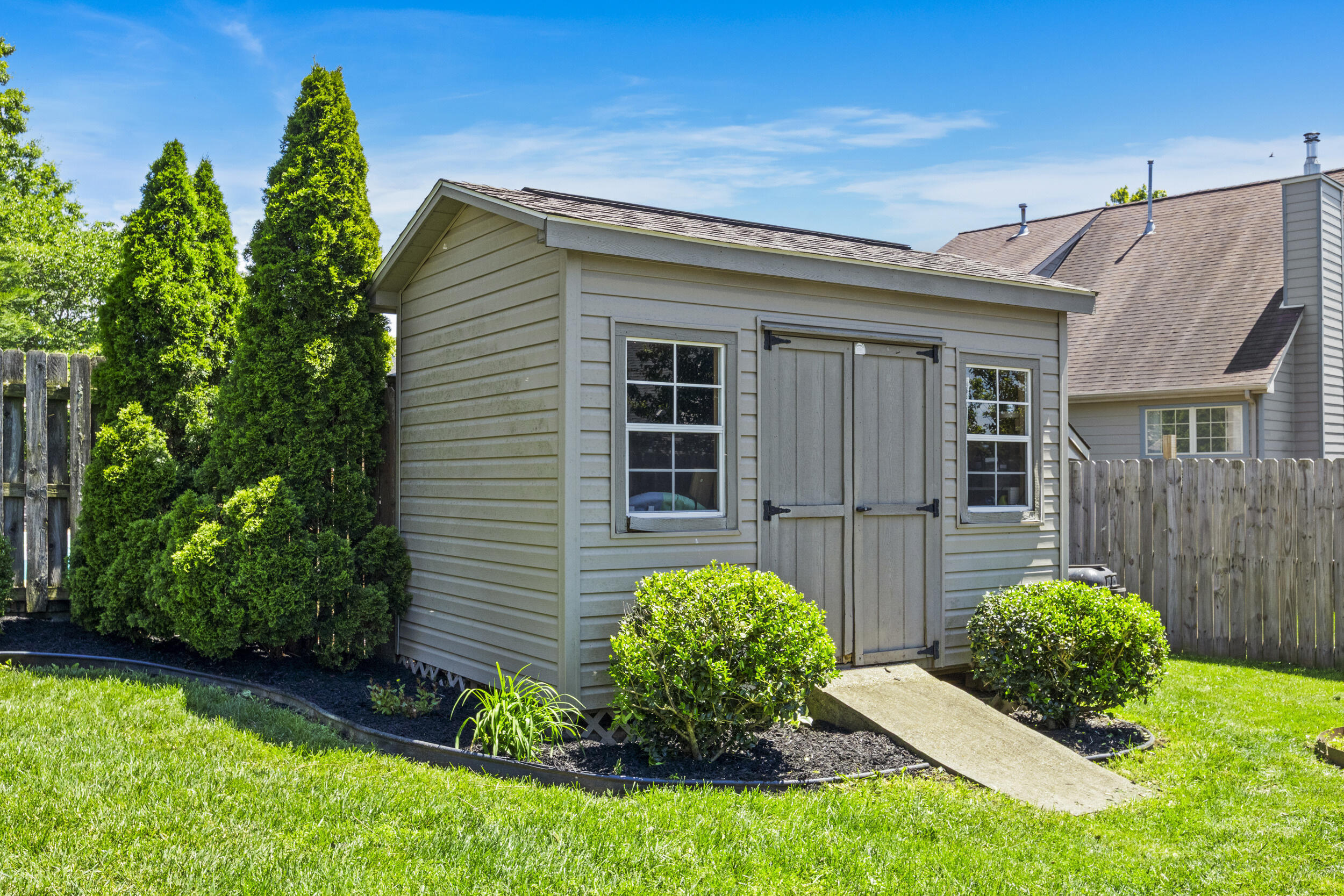 568 Thames Circle Property Photo 49