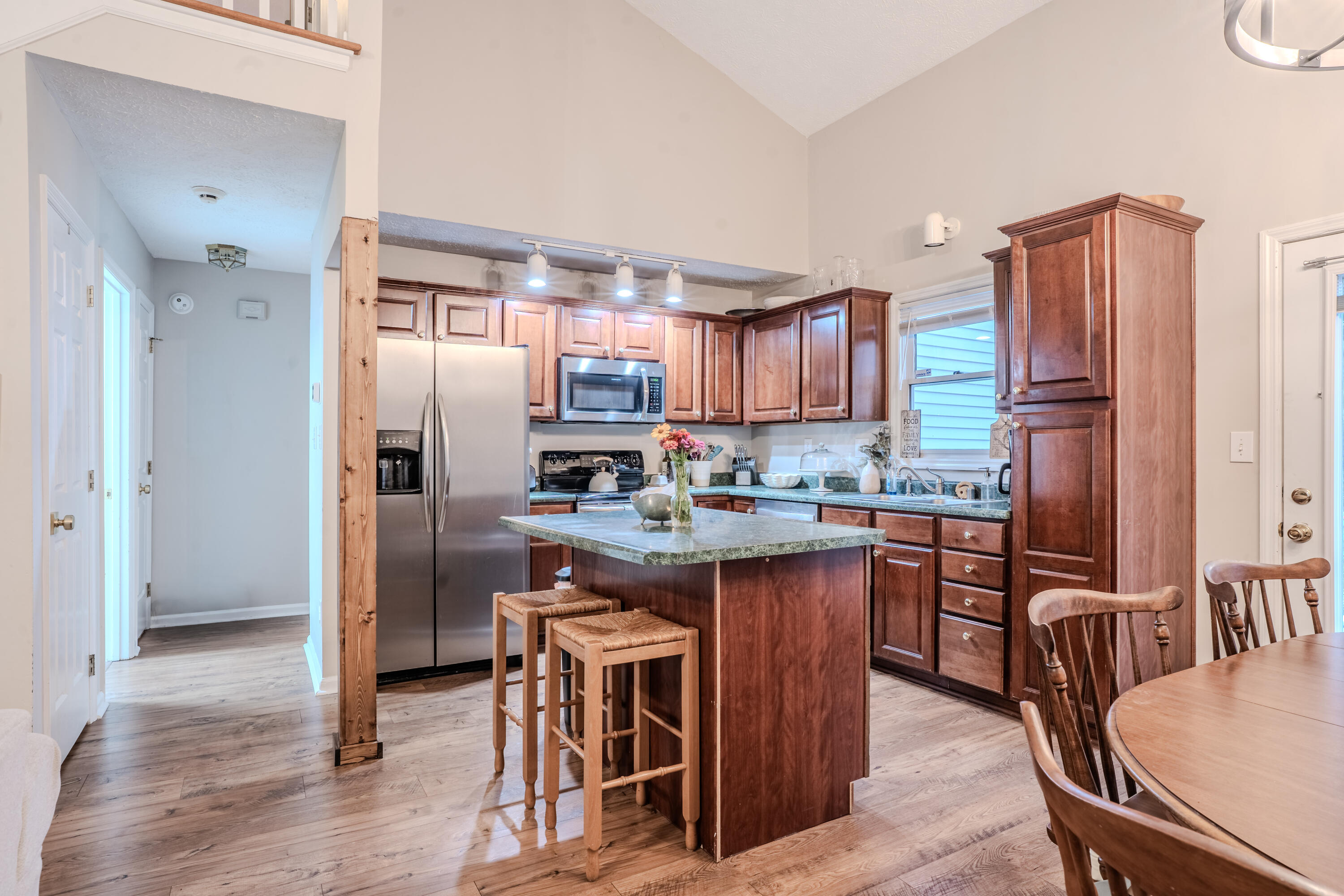 2848 Gateway Park Lane Property Photo 6
