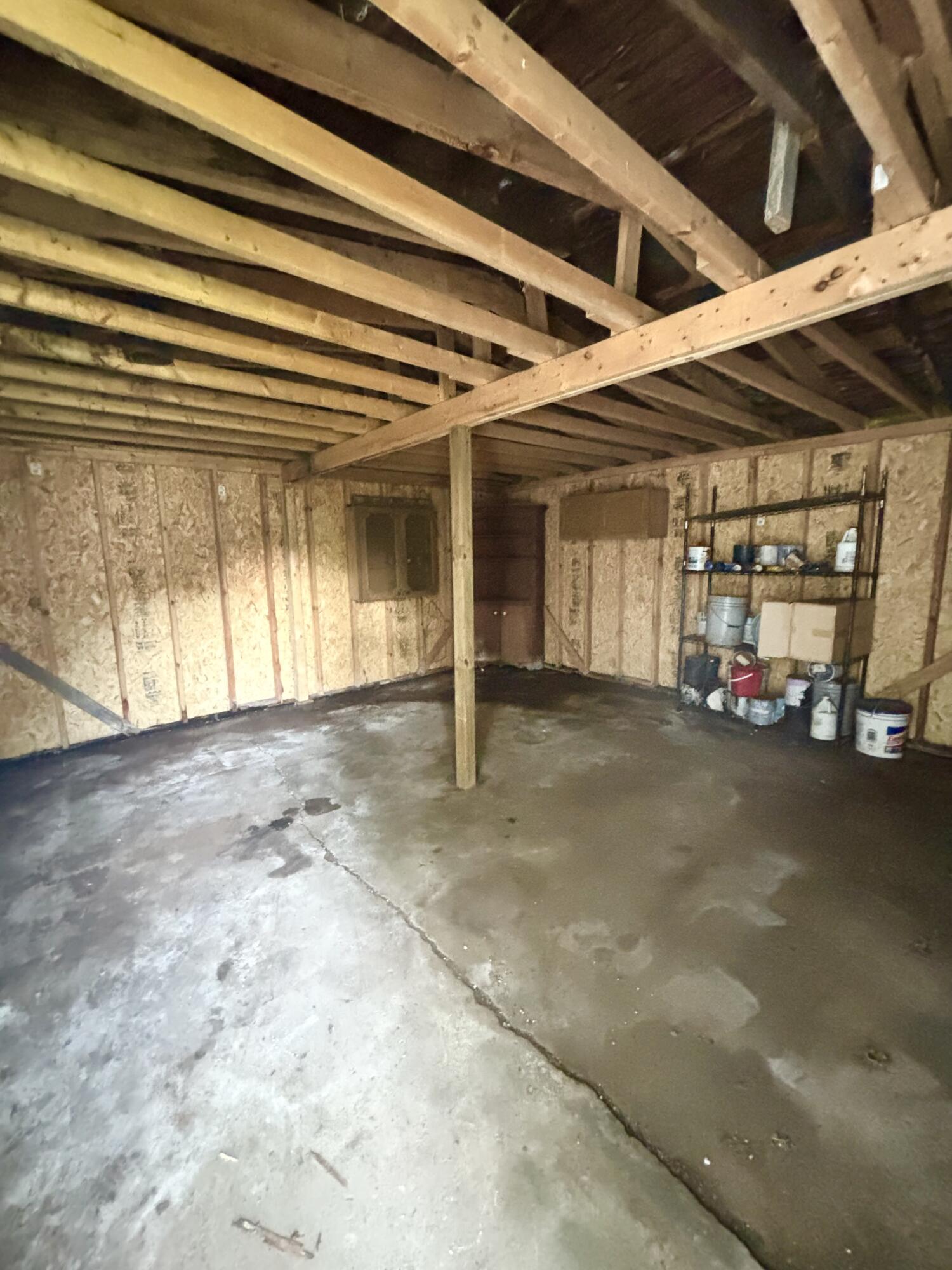 419 Elizabeth Property Photo 22