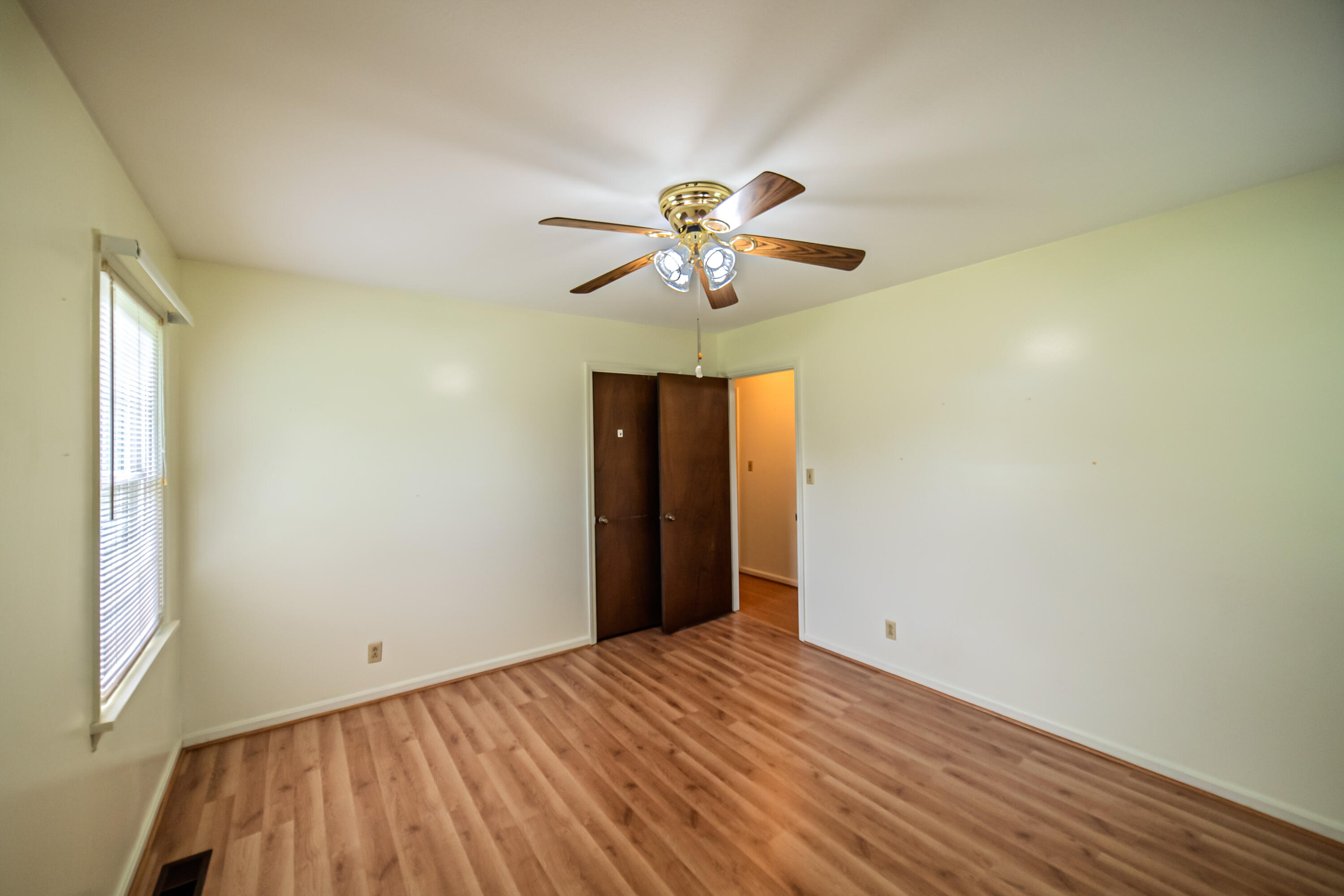 3725 Old Mayfield Road Property Photo 14