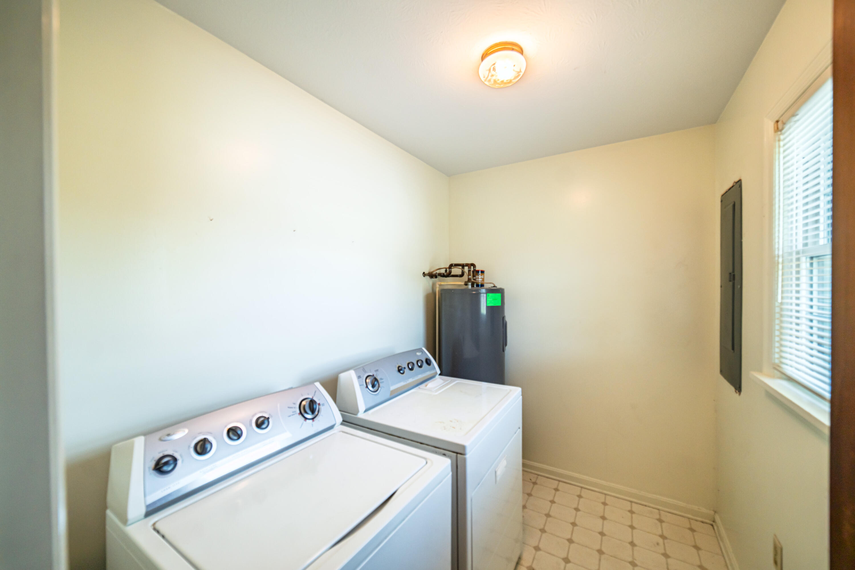 3725 Old Mayfield Road Property Photo 22