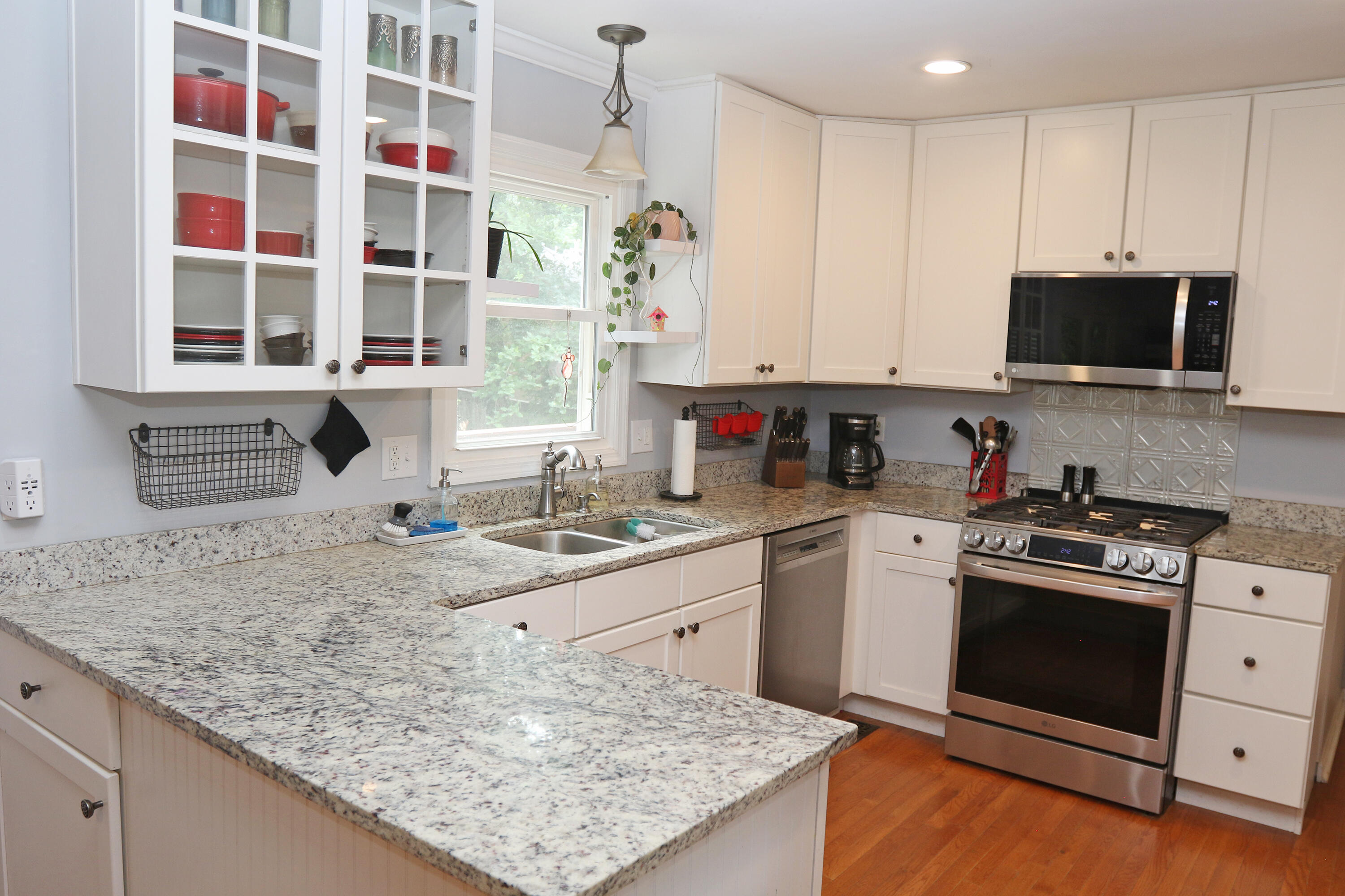 1712 Brook Park Drive Property Photo 8