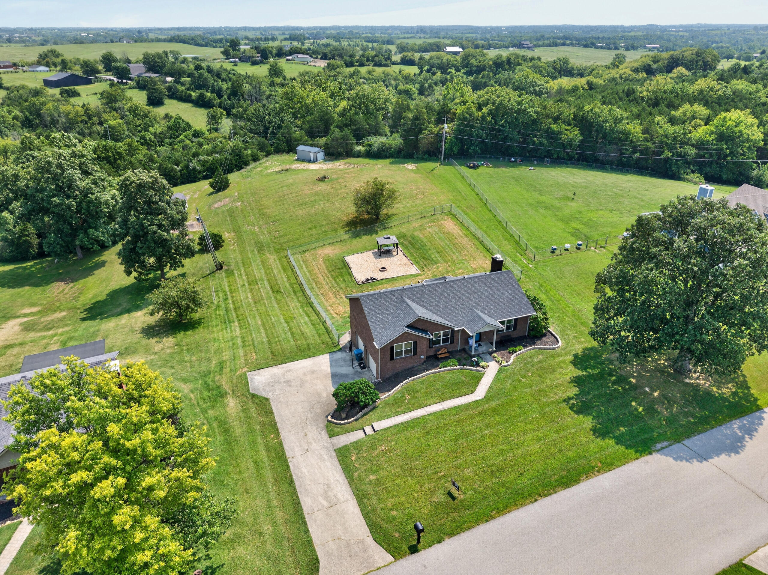 121 Mockingbird Hill Drive Property Photo 41