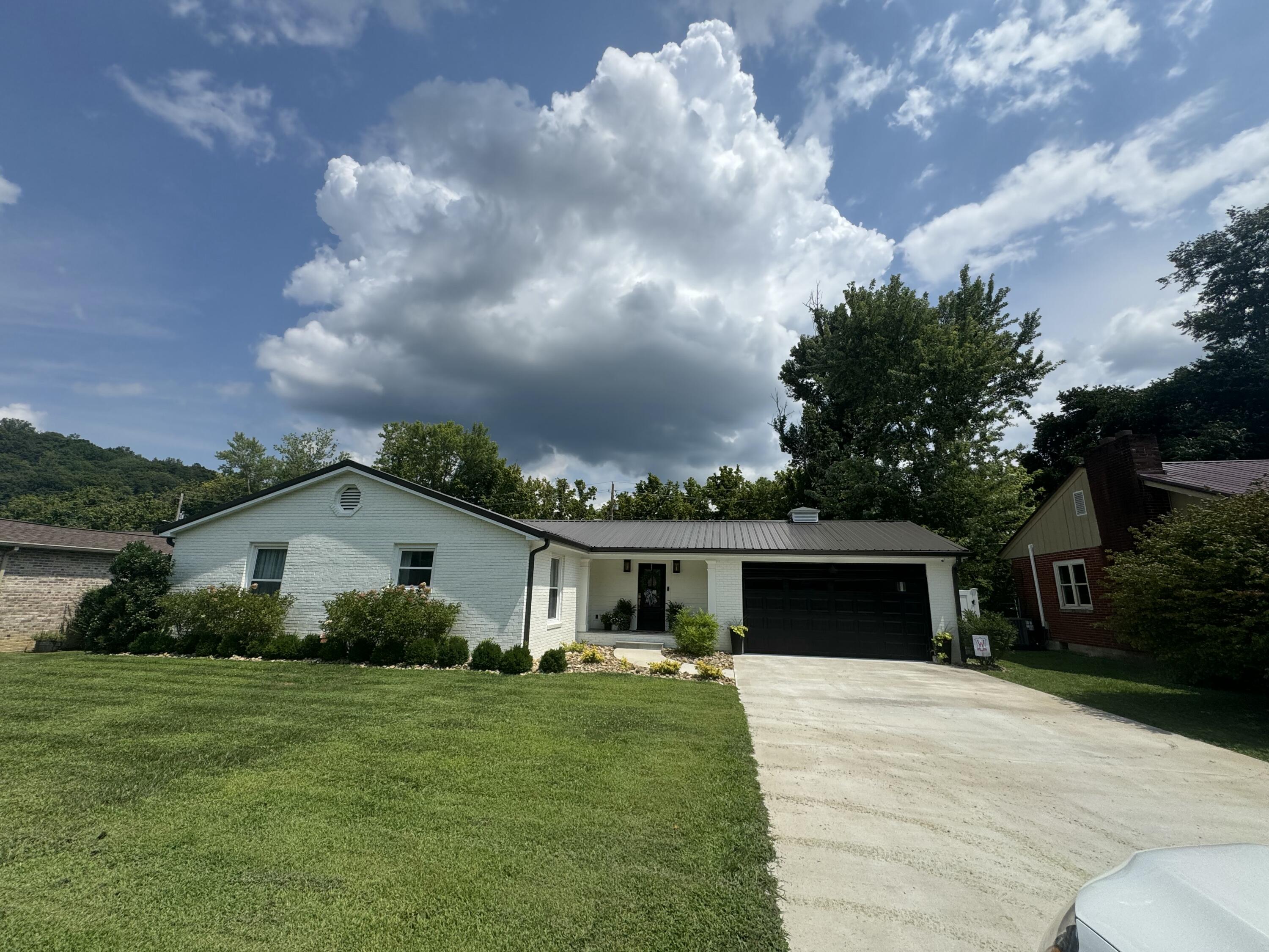 155 Cherry Lane Property Photo 1