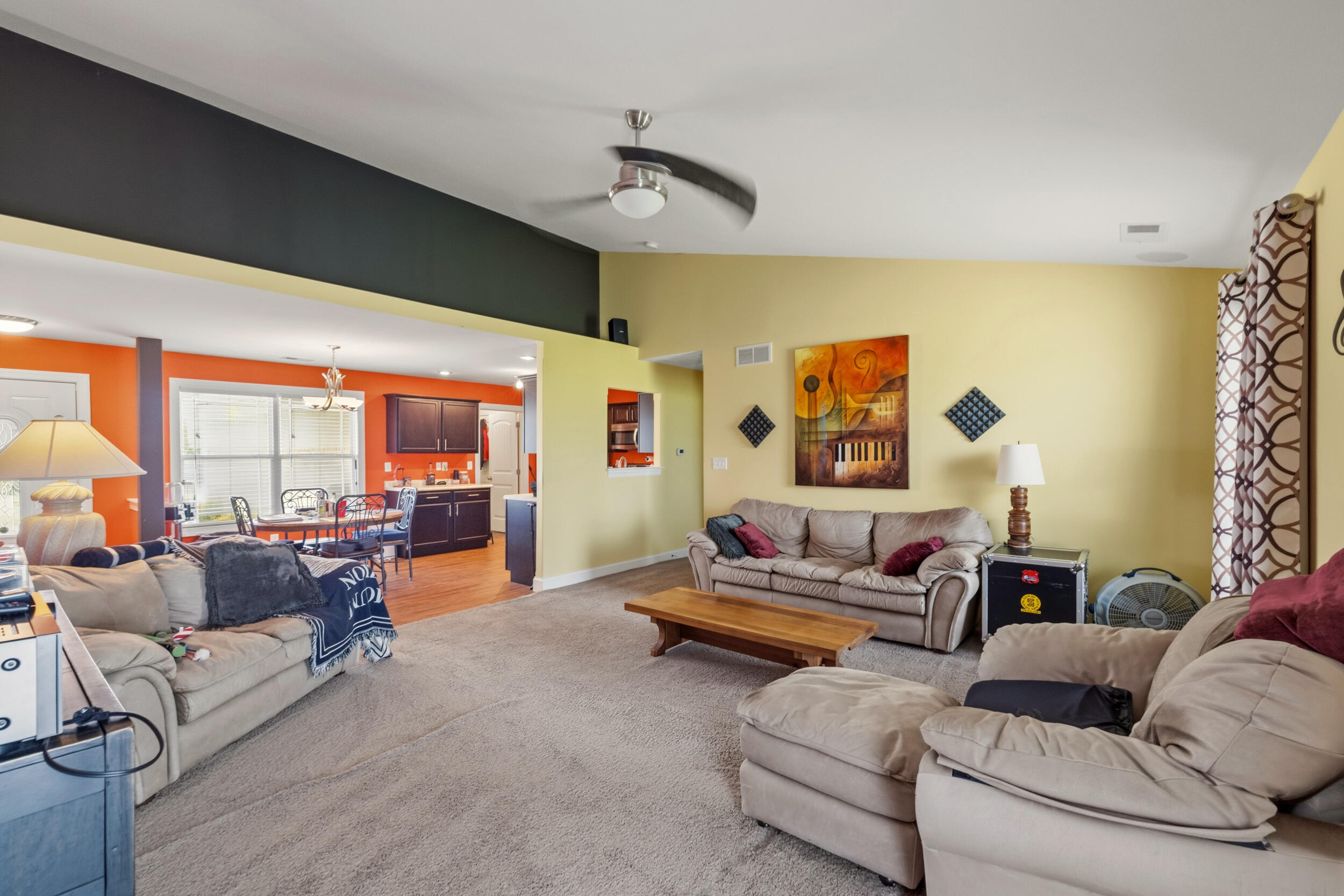 604 Fairfax Lane Property Photo 10
