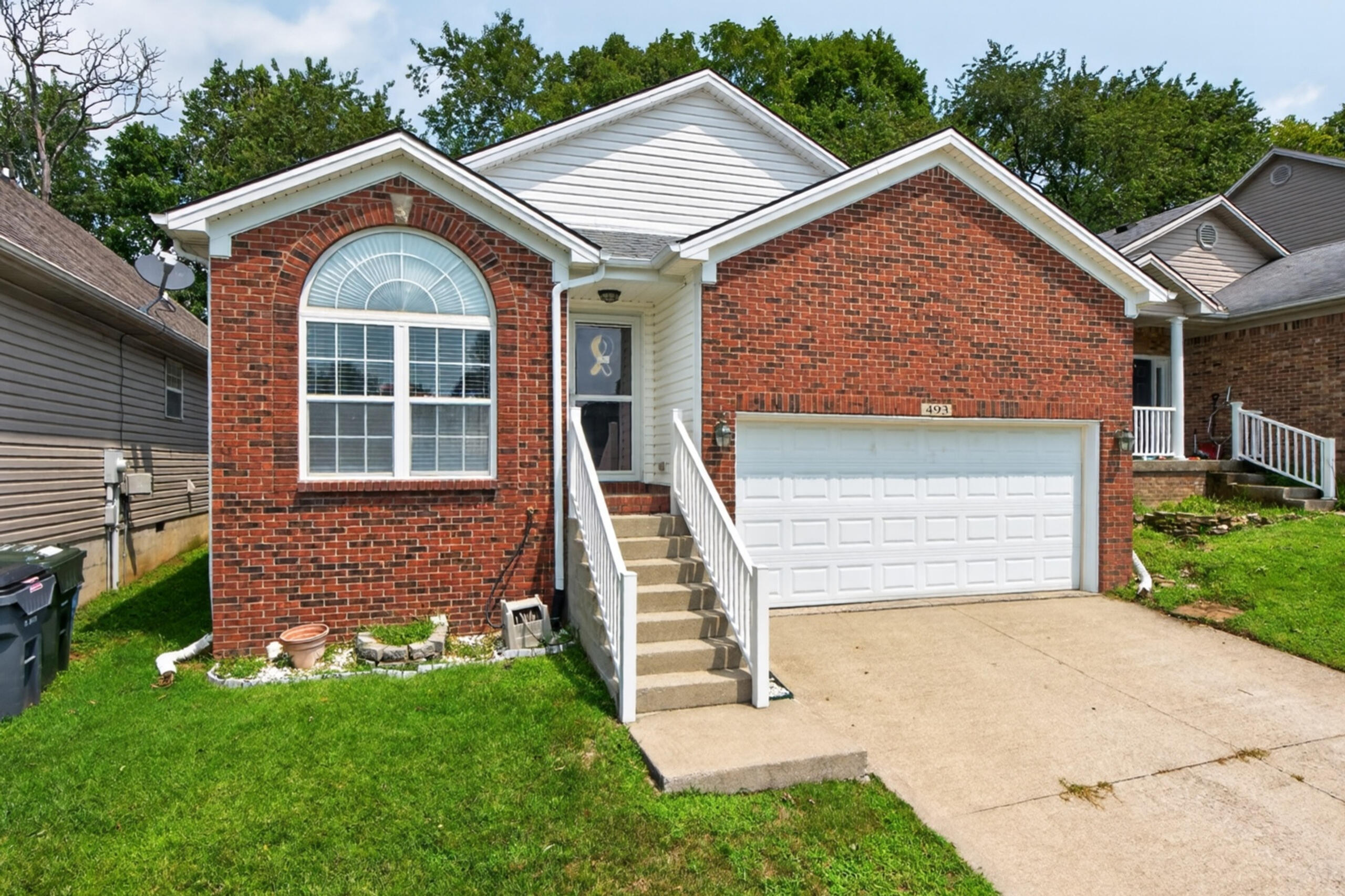 493 Joseph Bryan Way Property Photo 4