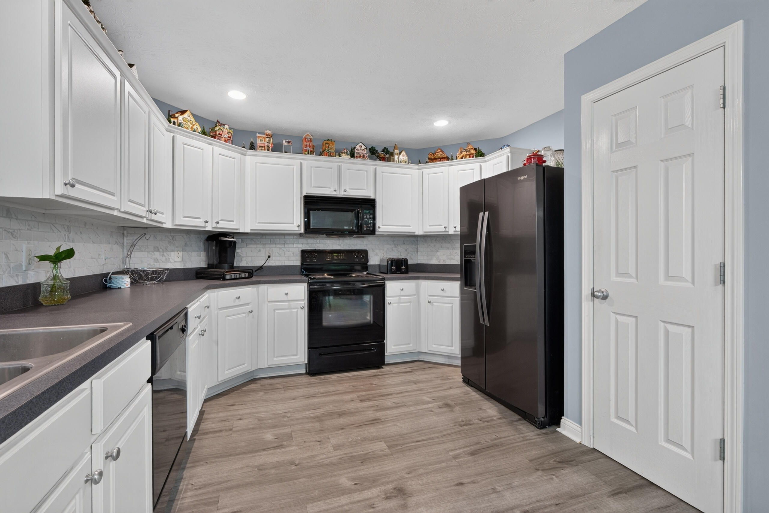 493 Joseph Bryan Way Property Photo 11