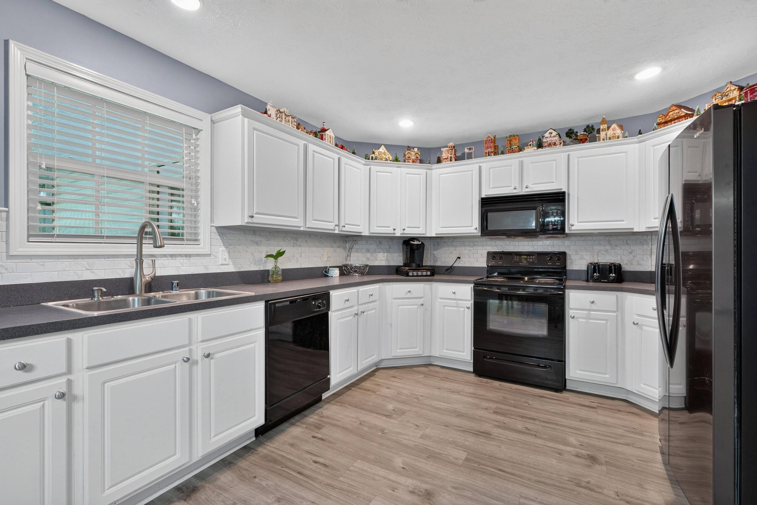 493 Joseph Bryan Way Property Photo 12