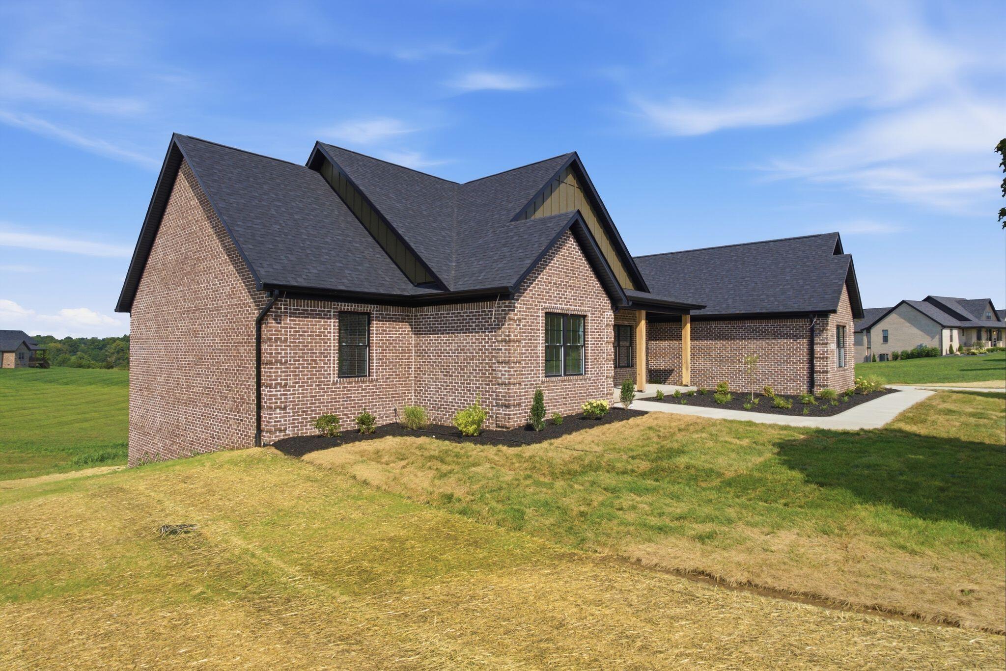 966 Champion Way Property Photo 15