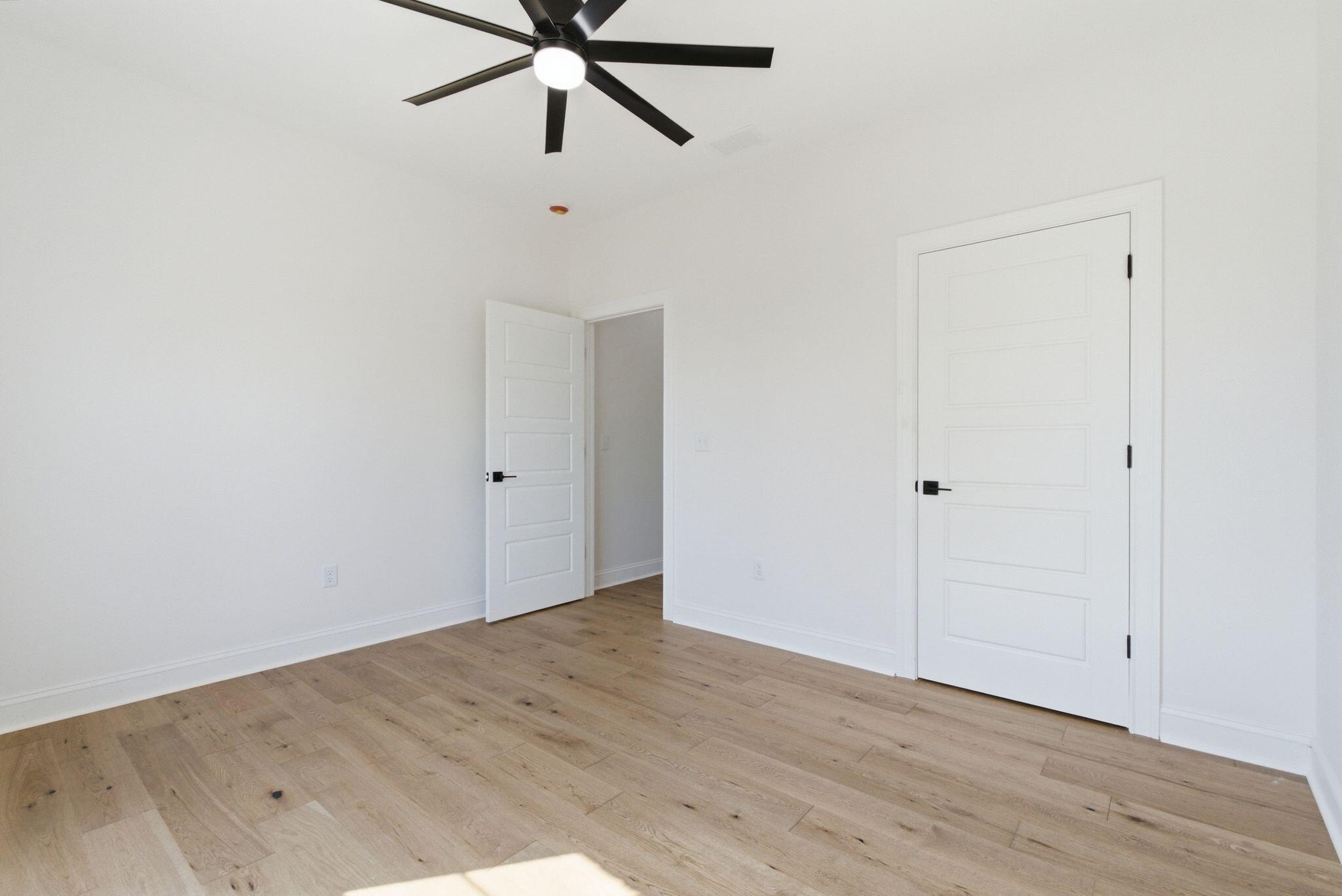 966 Champion Way Property Photo 51
