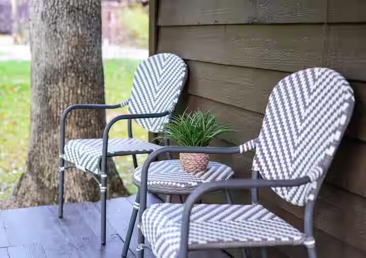 84 Isaac Drive Property Photo 5