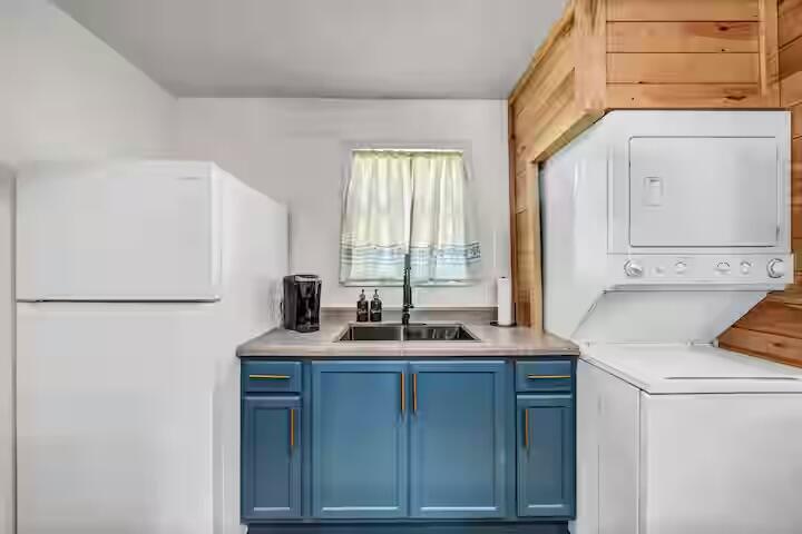 84 Isaac Drive Property Photo 12