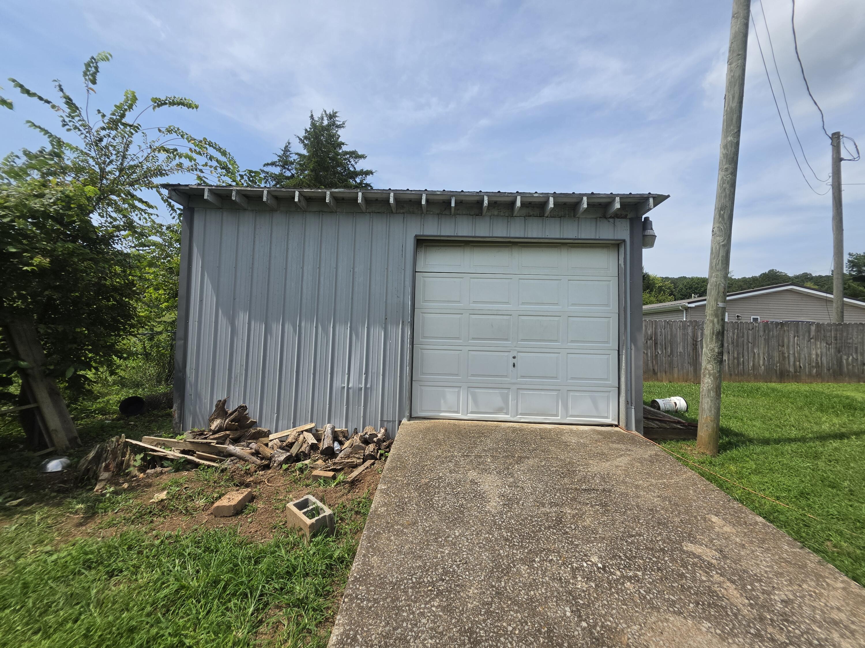 3727 Ky-192 Property Photo 11