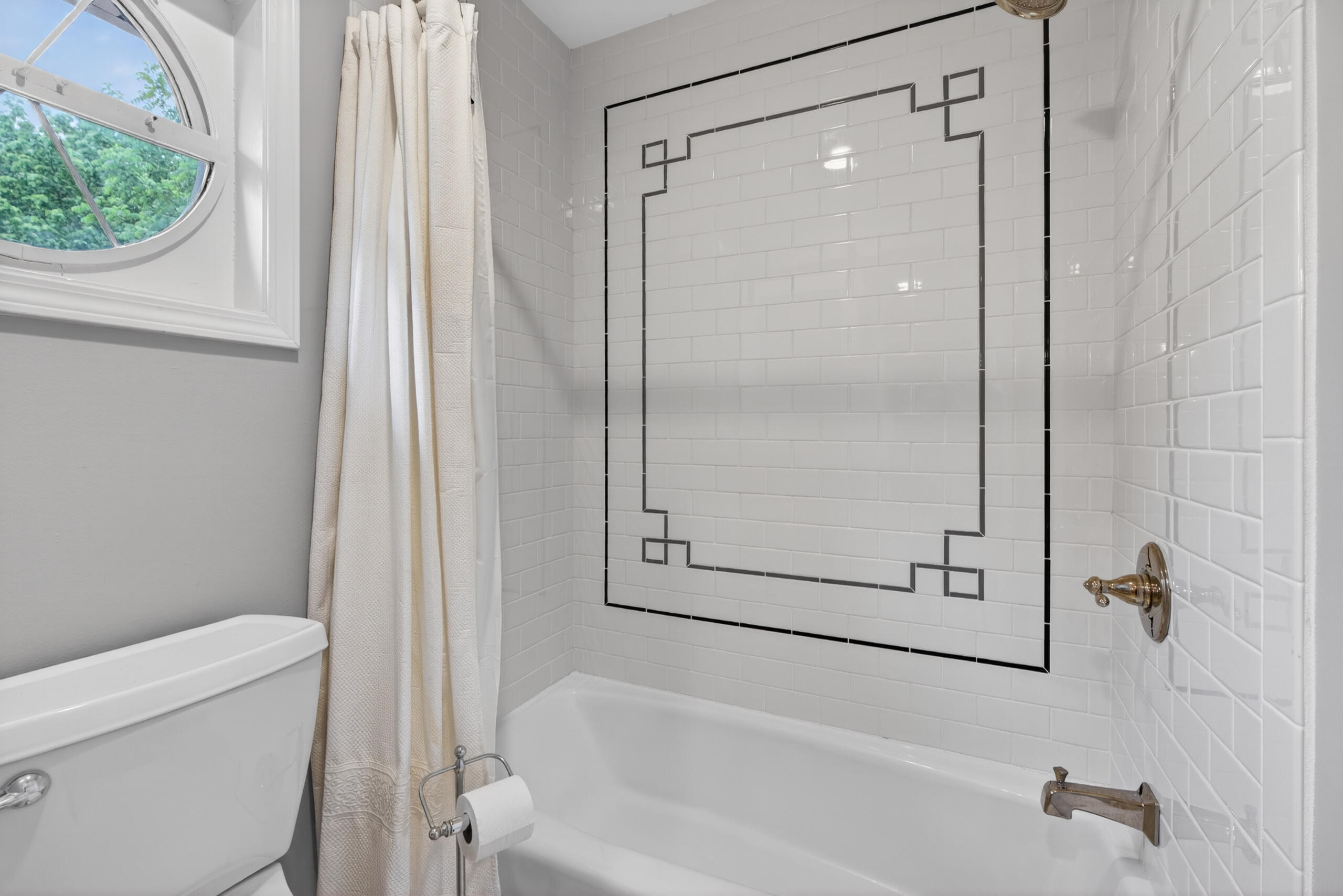 2063 Manor Drive Property Photo 38