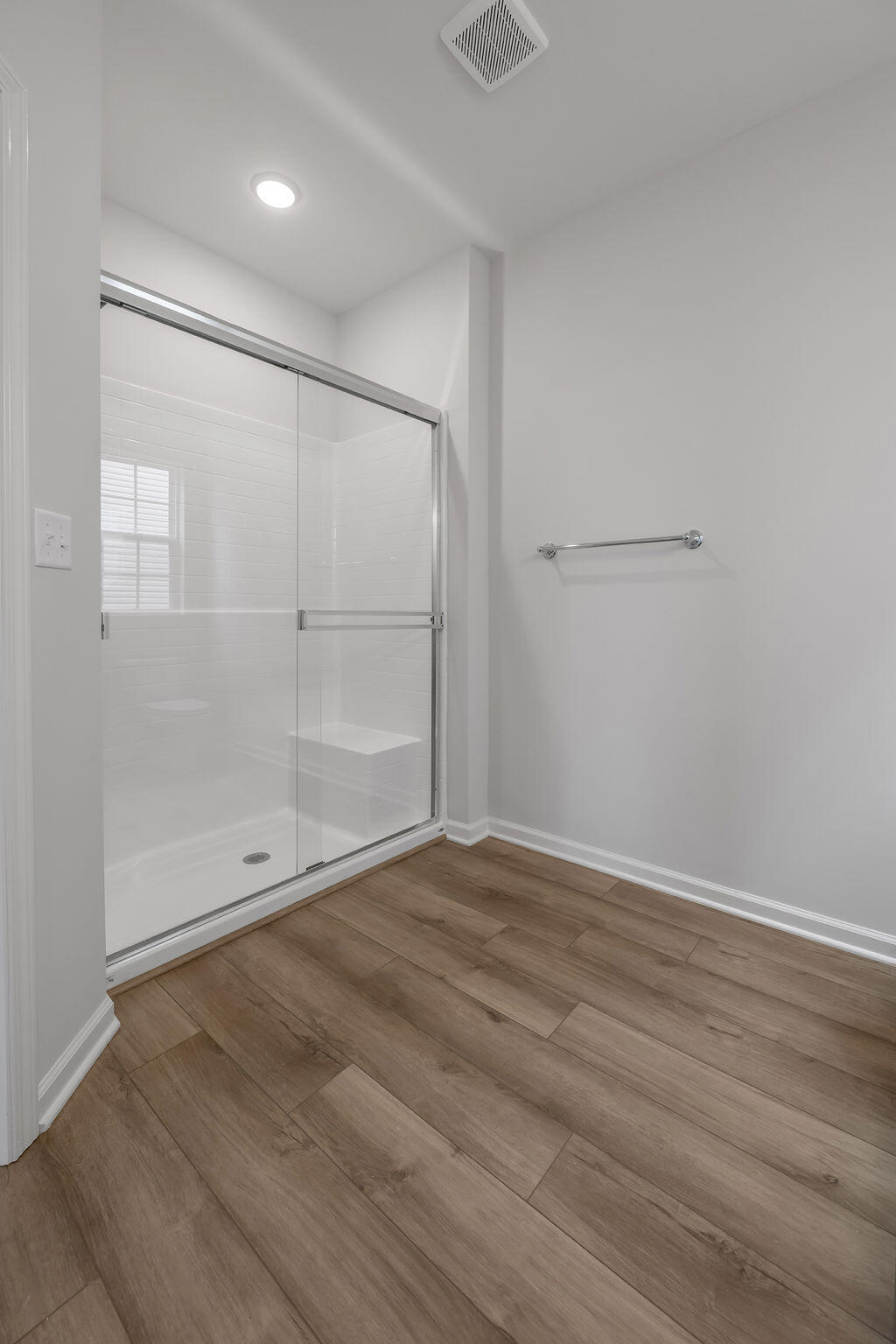 107 Crescent Way Property Photo 16