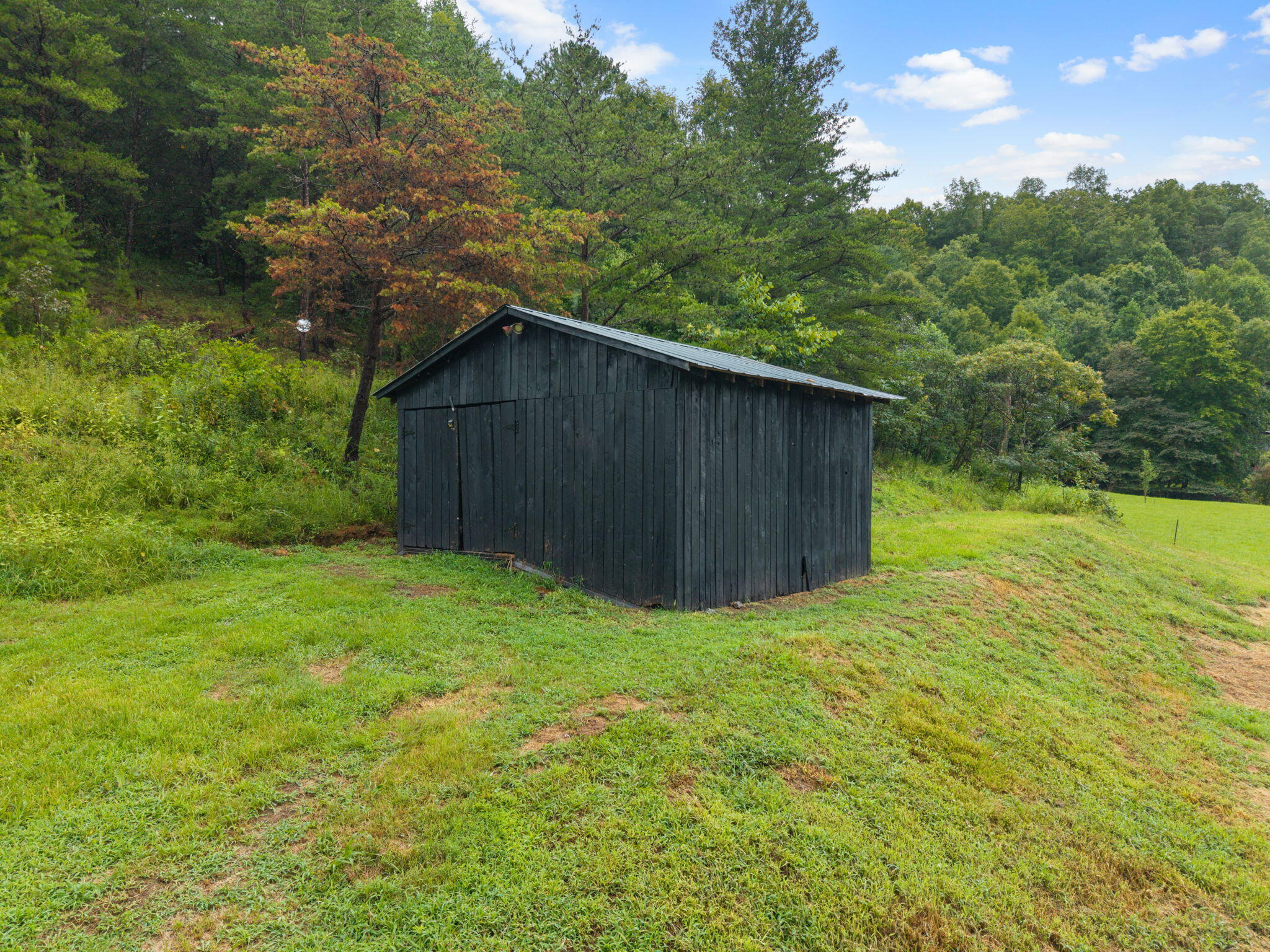 691 Buck Creek Road Property Photo 5