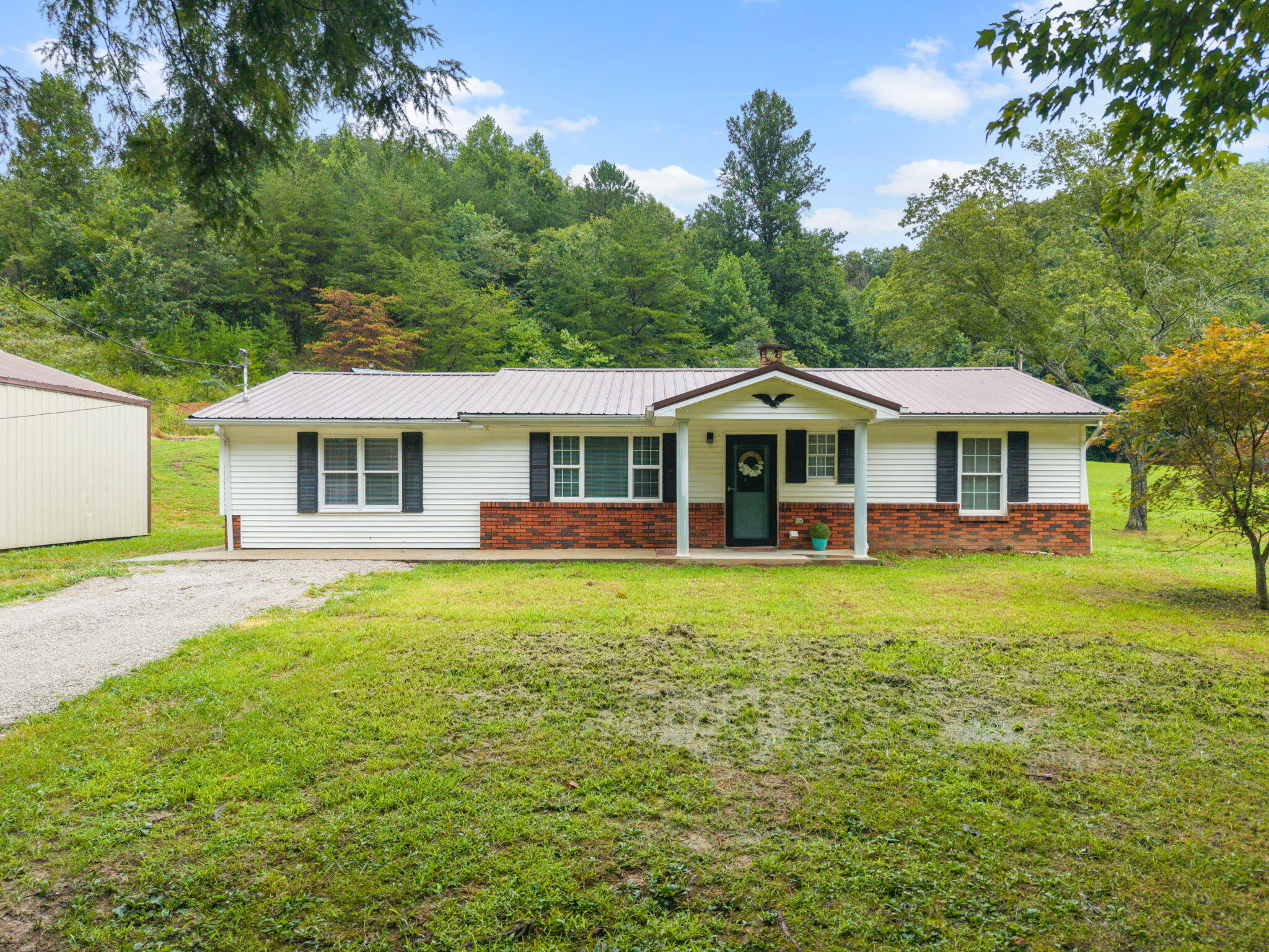 691 Buck Creek Road Property Photo 8