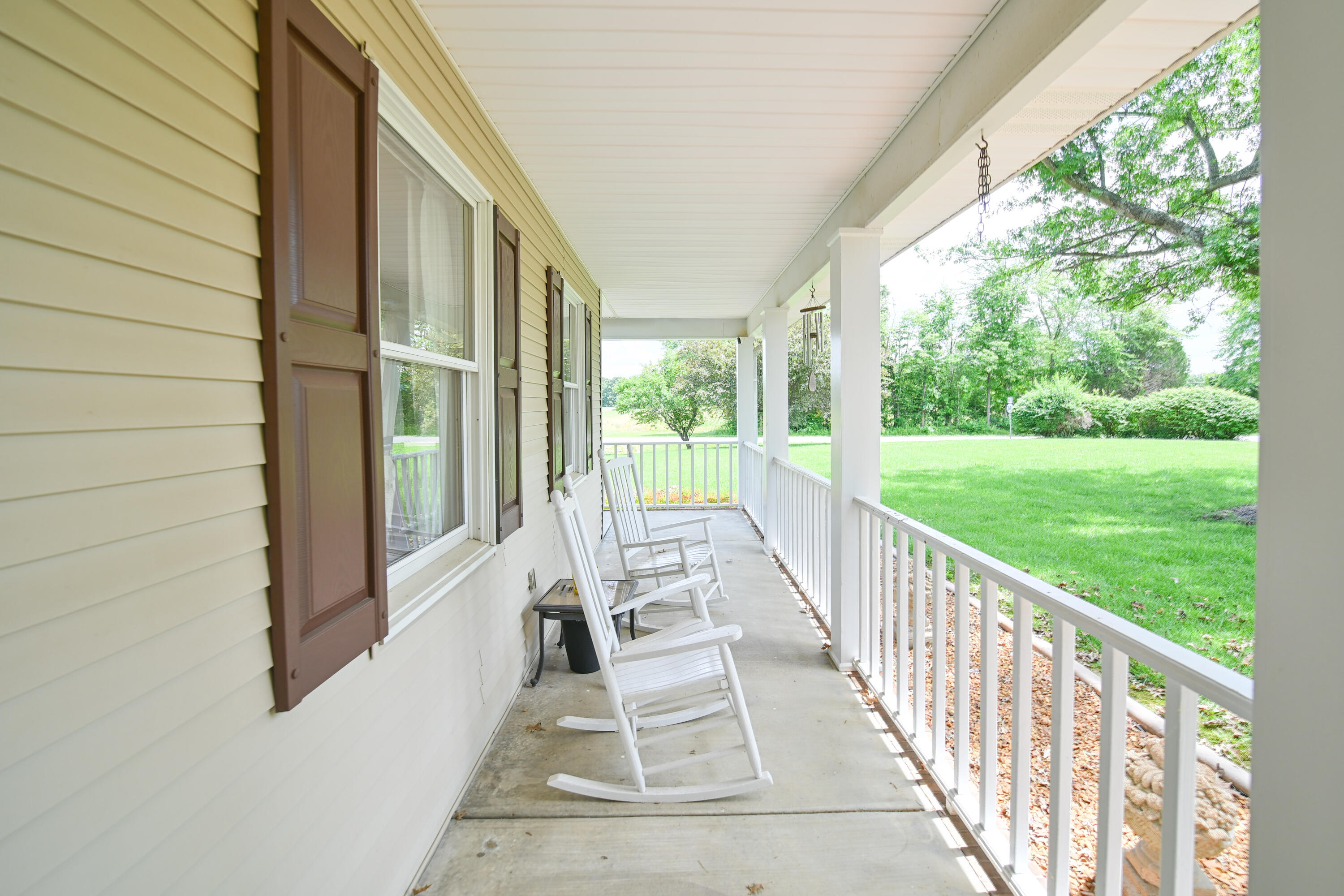 101 Willowcreek Road Property Photo 6