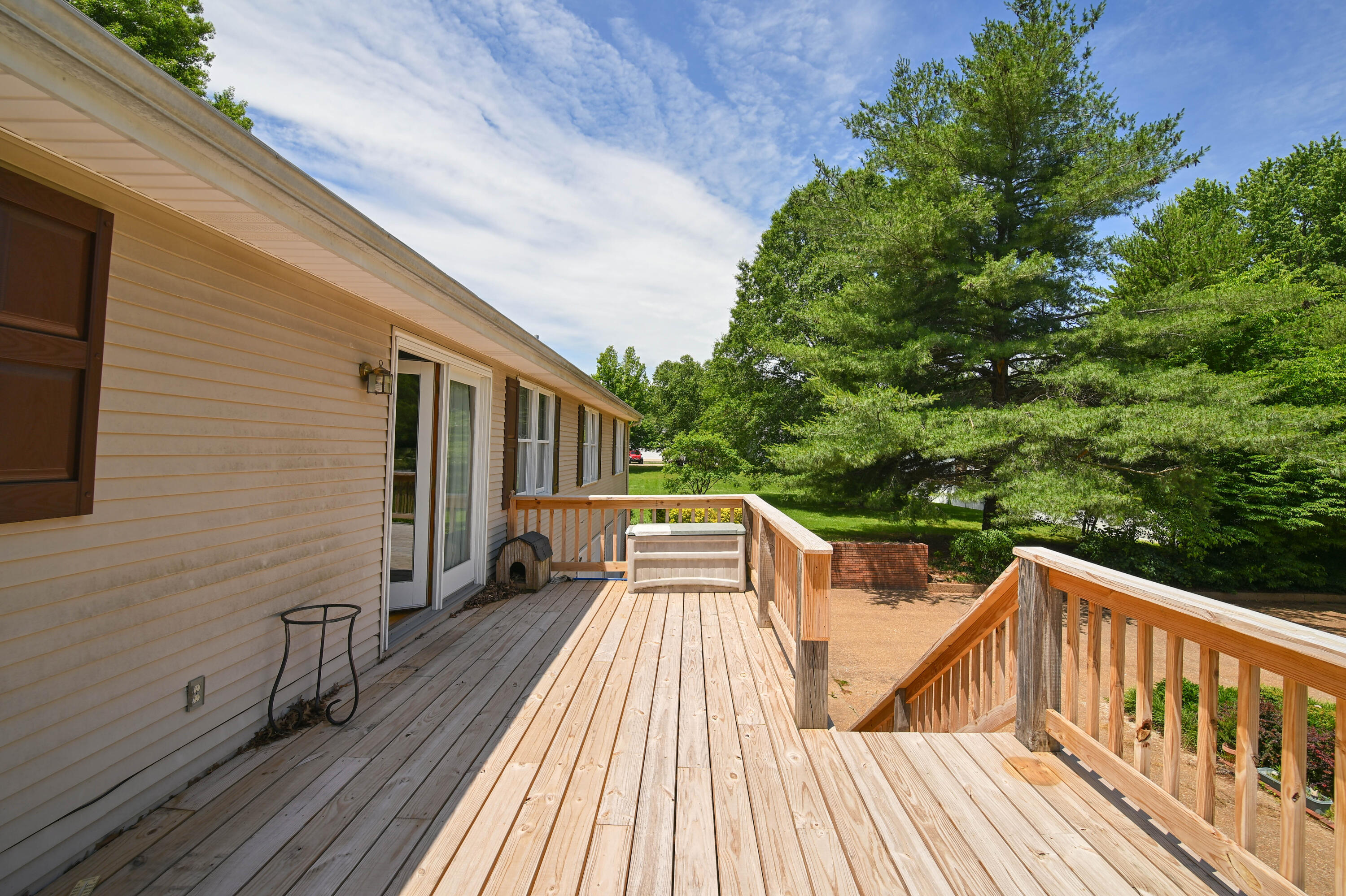 101 Willowcreek Road Property Photo 14