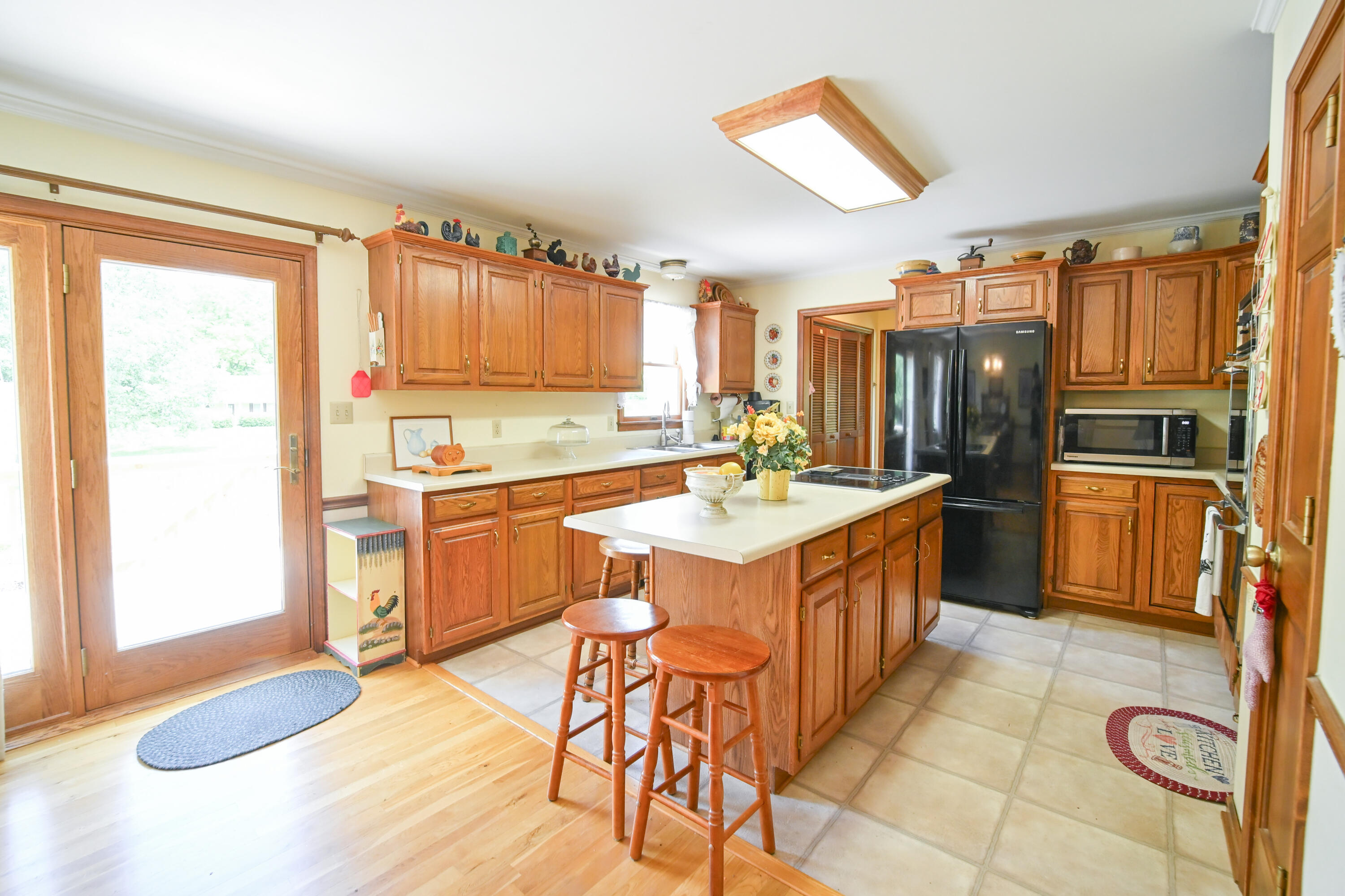 101 Willowcreek Road Property Photo 33