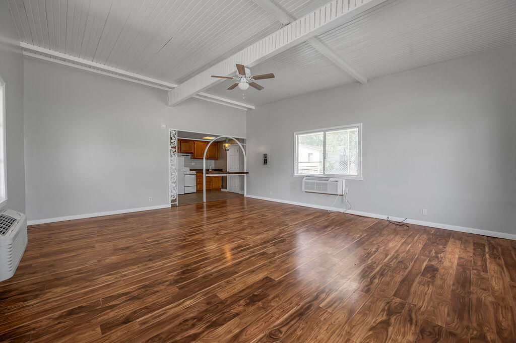 4738 Camargo Levee Road Property Photo 6