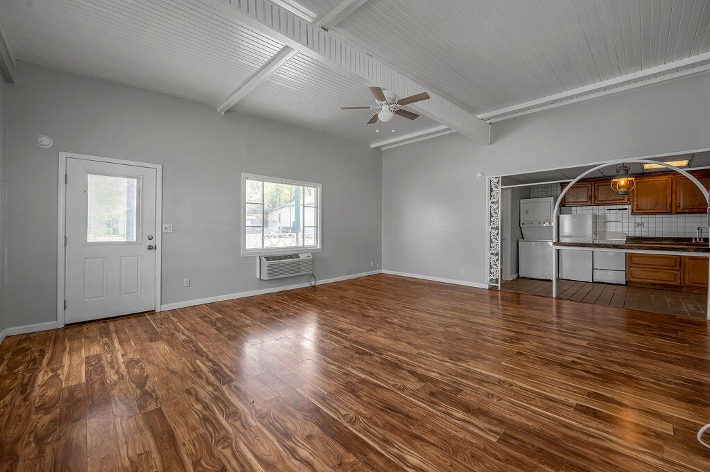 4738 Camargo Levee Road Property Photo 7