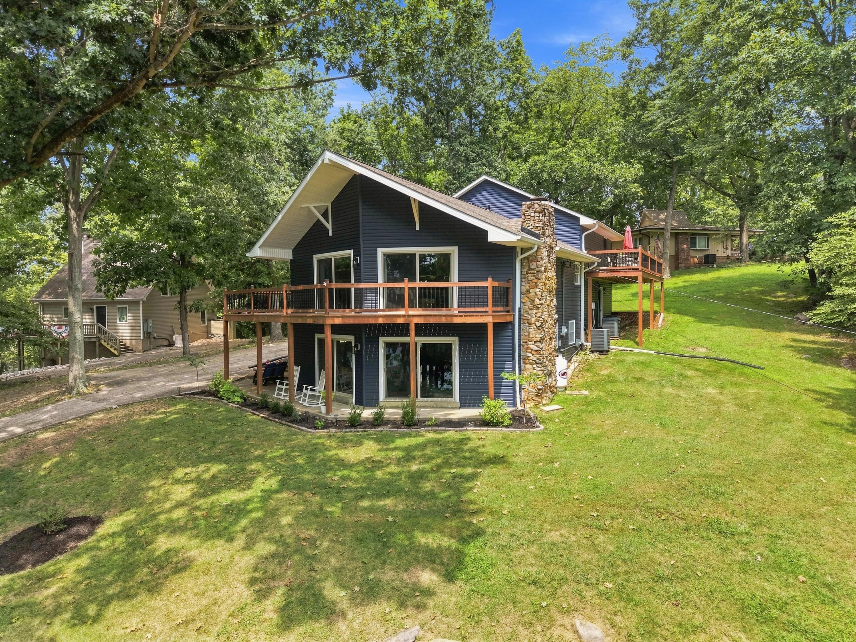 262 Bayview Drive Property Photo 3