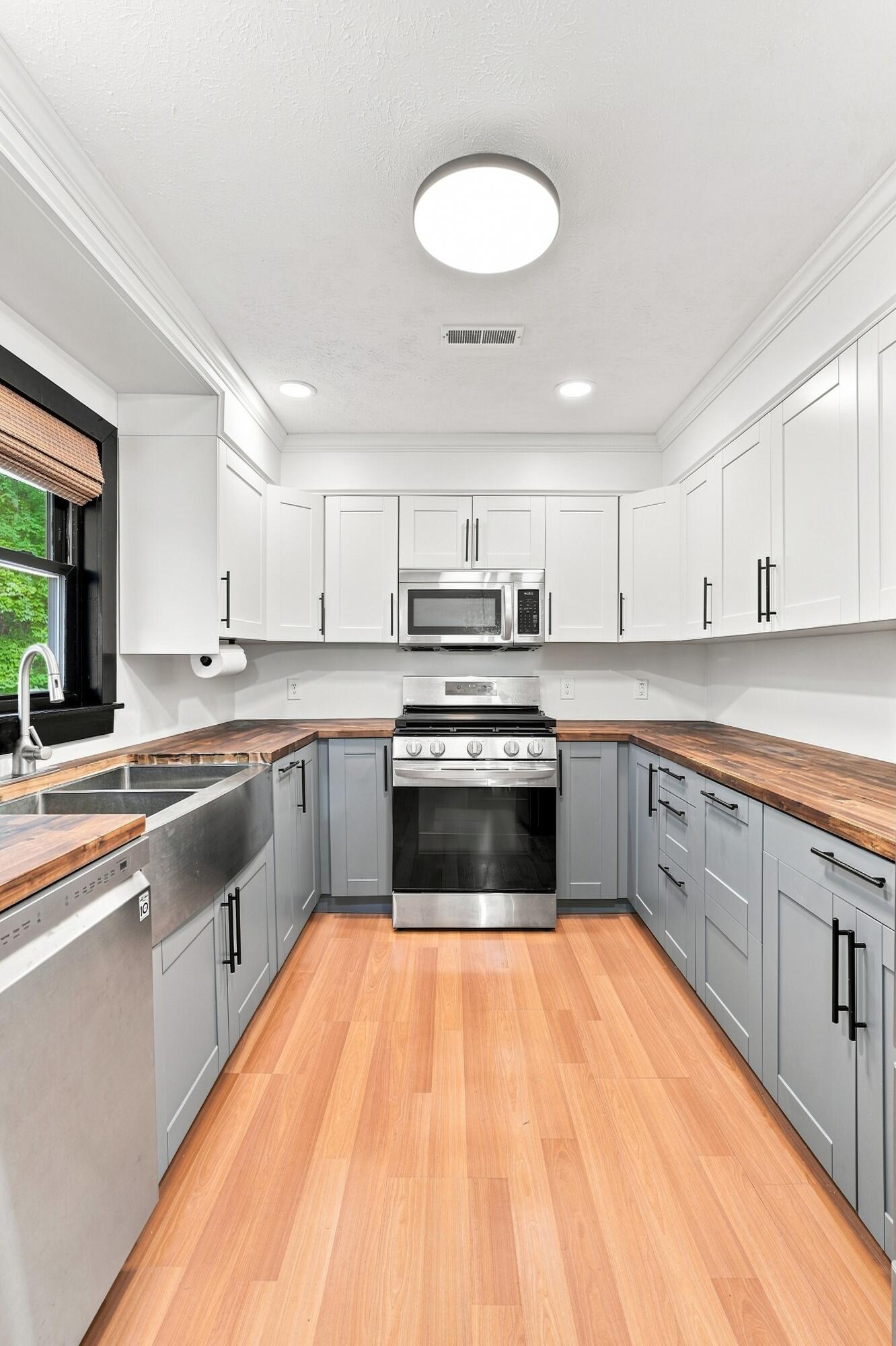 262 Bayview Drive Property Photo 29