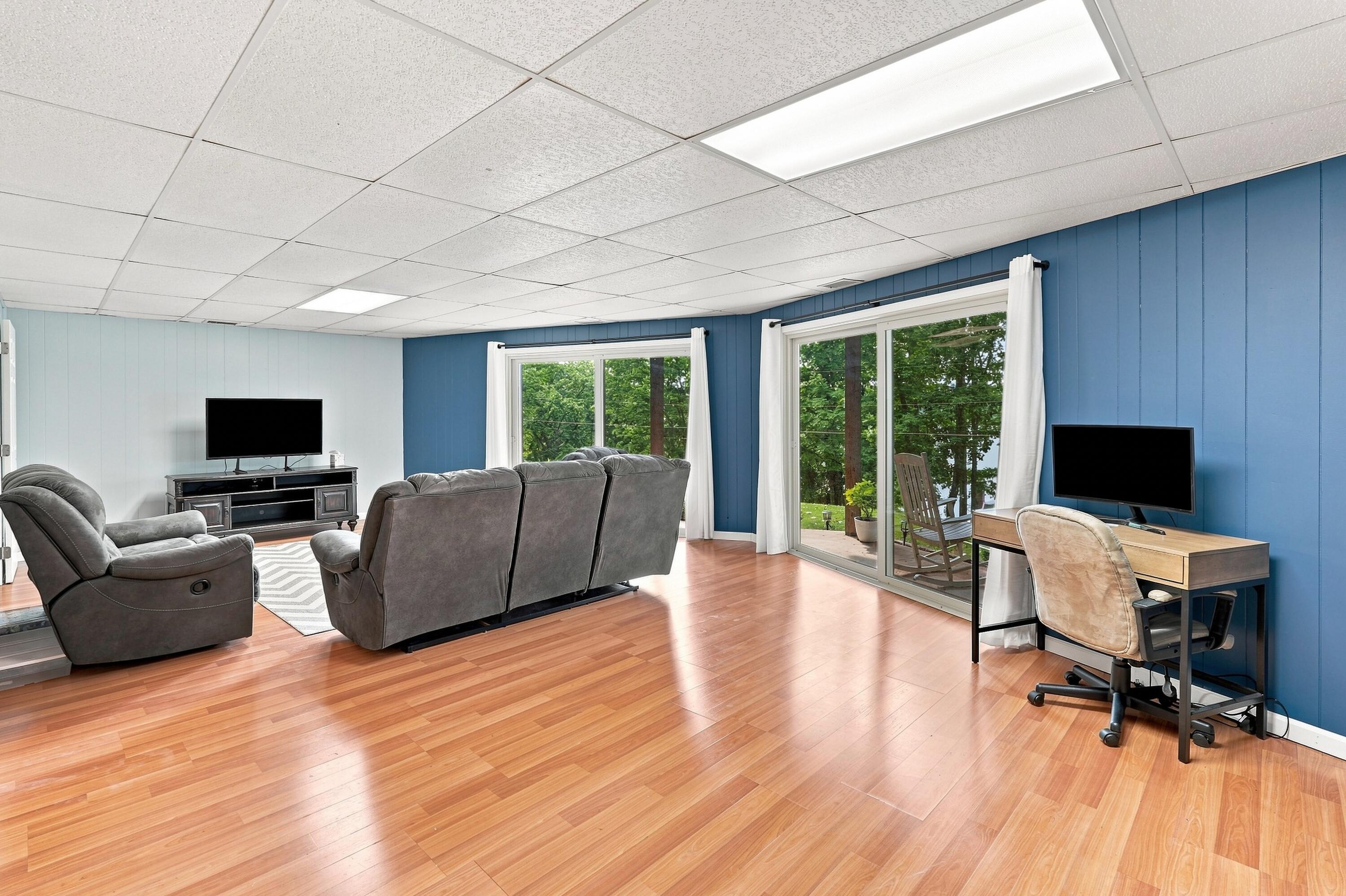 262 Bayview Drive Property Photo 39