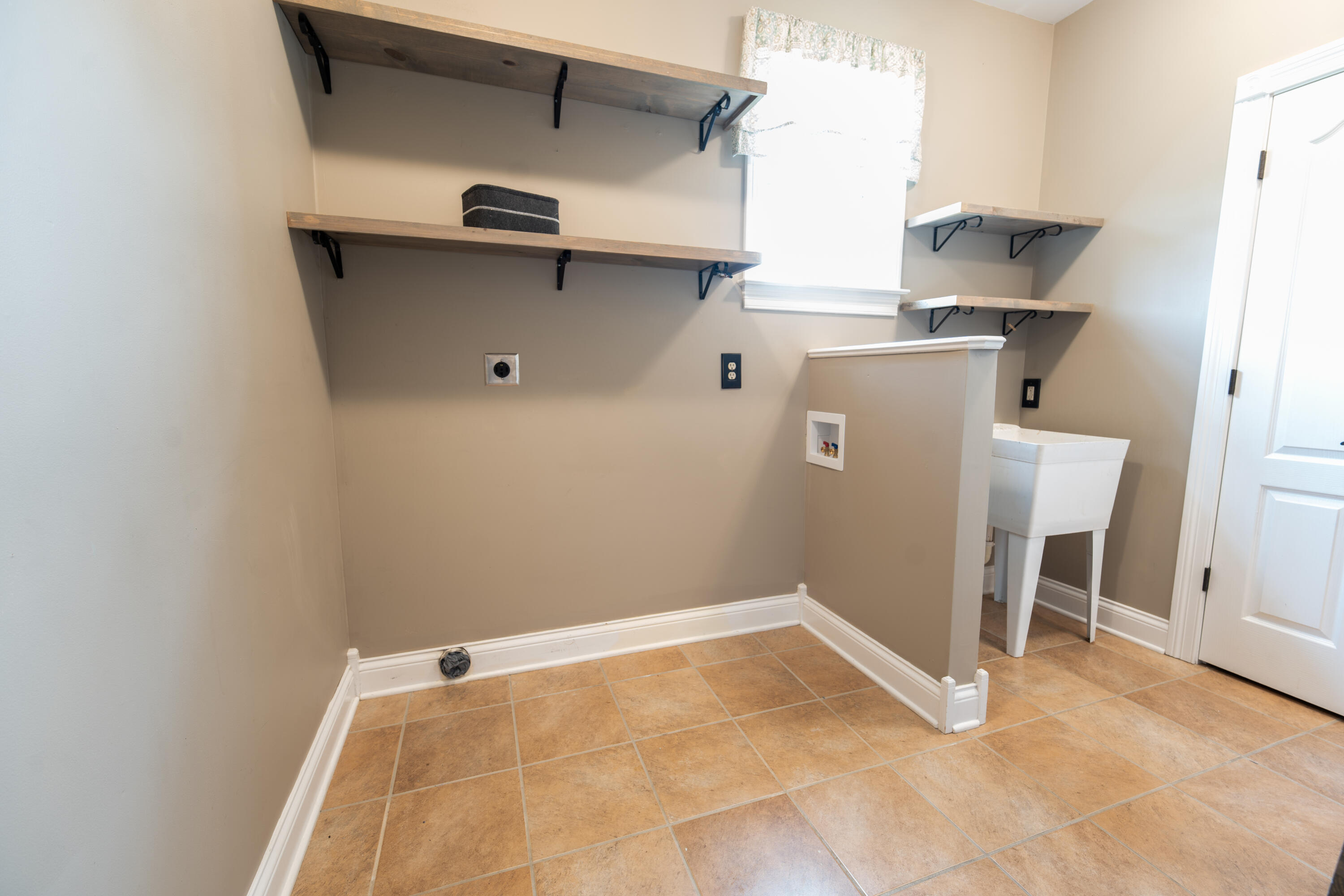 2045 Indigo Drive Property Photo 79