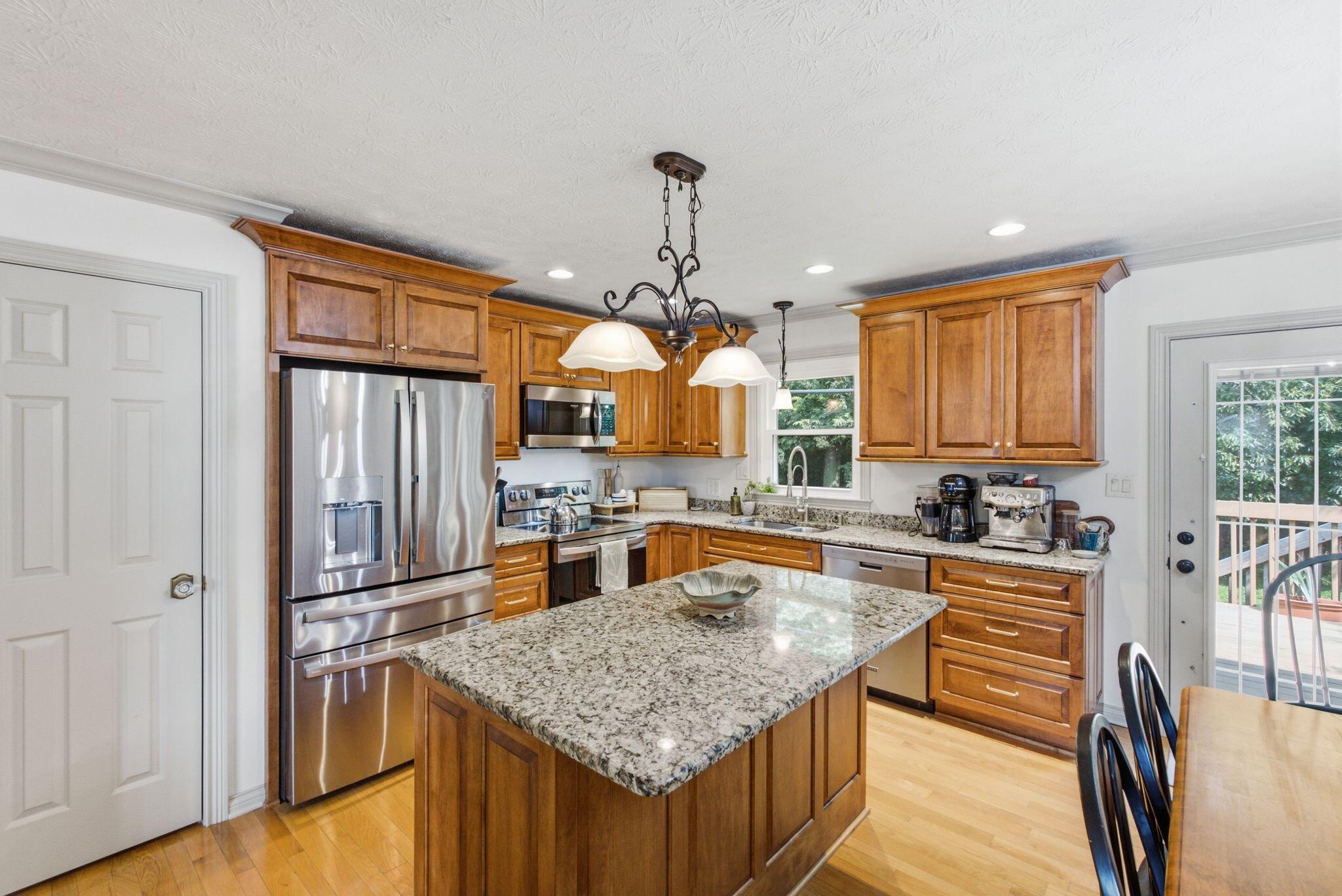 3920 Boston Road Property Photo 16