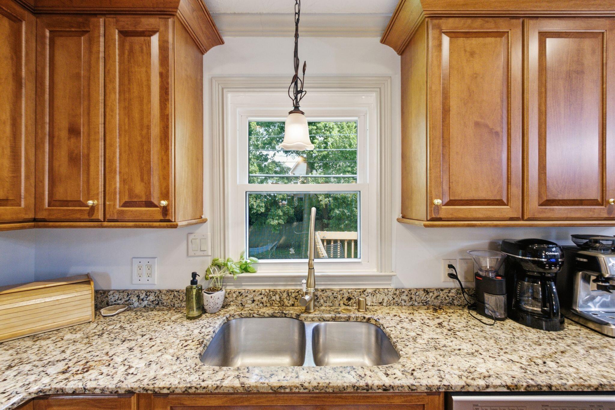 3920 Boston Road Property Photo 18