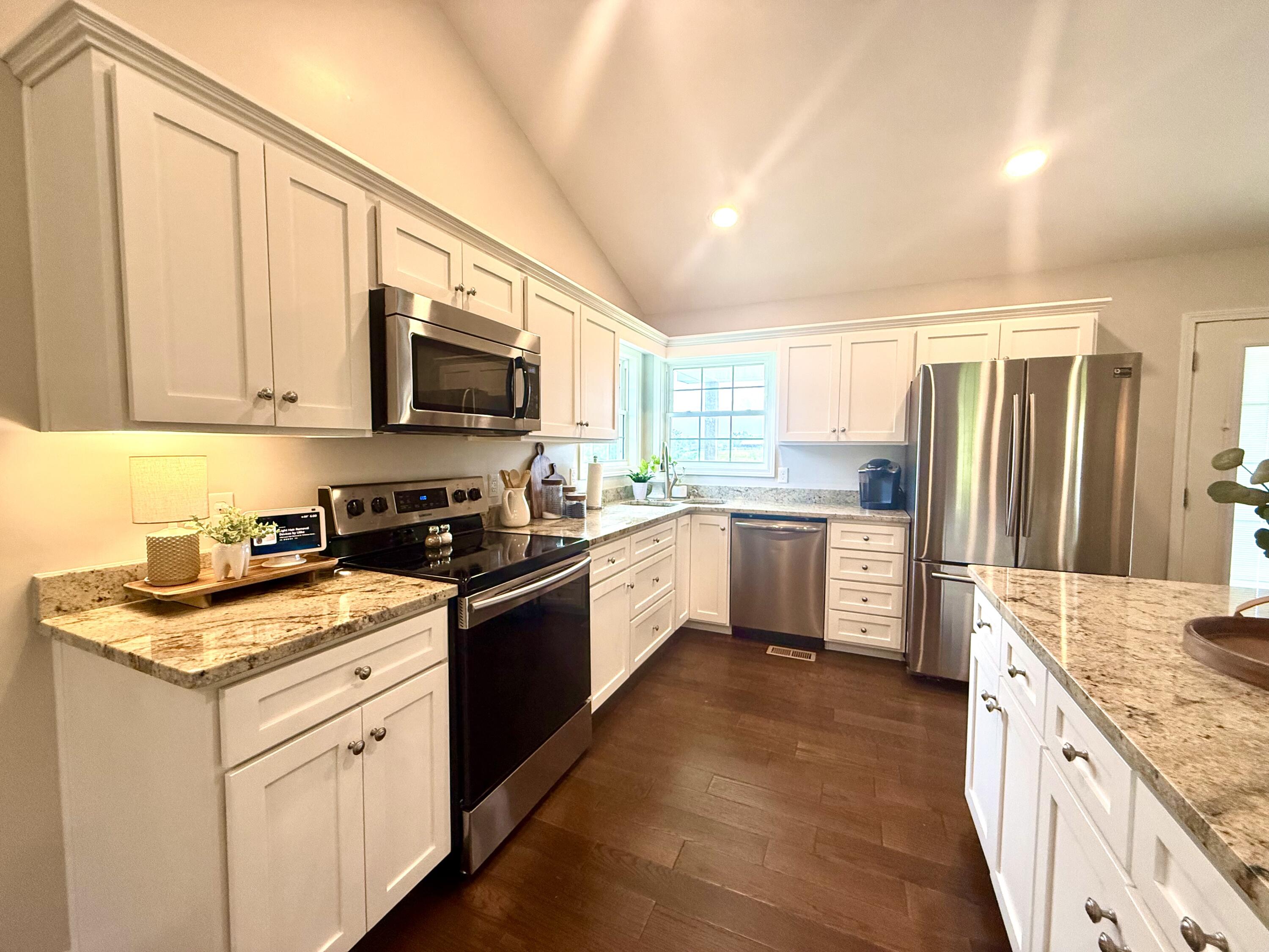 1465 Parksville Cross Pike Property Photo 4