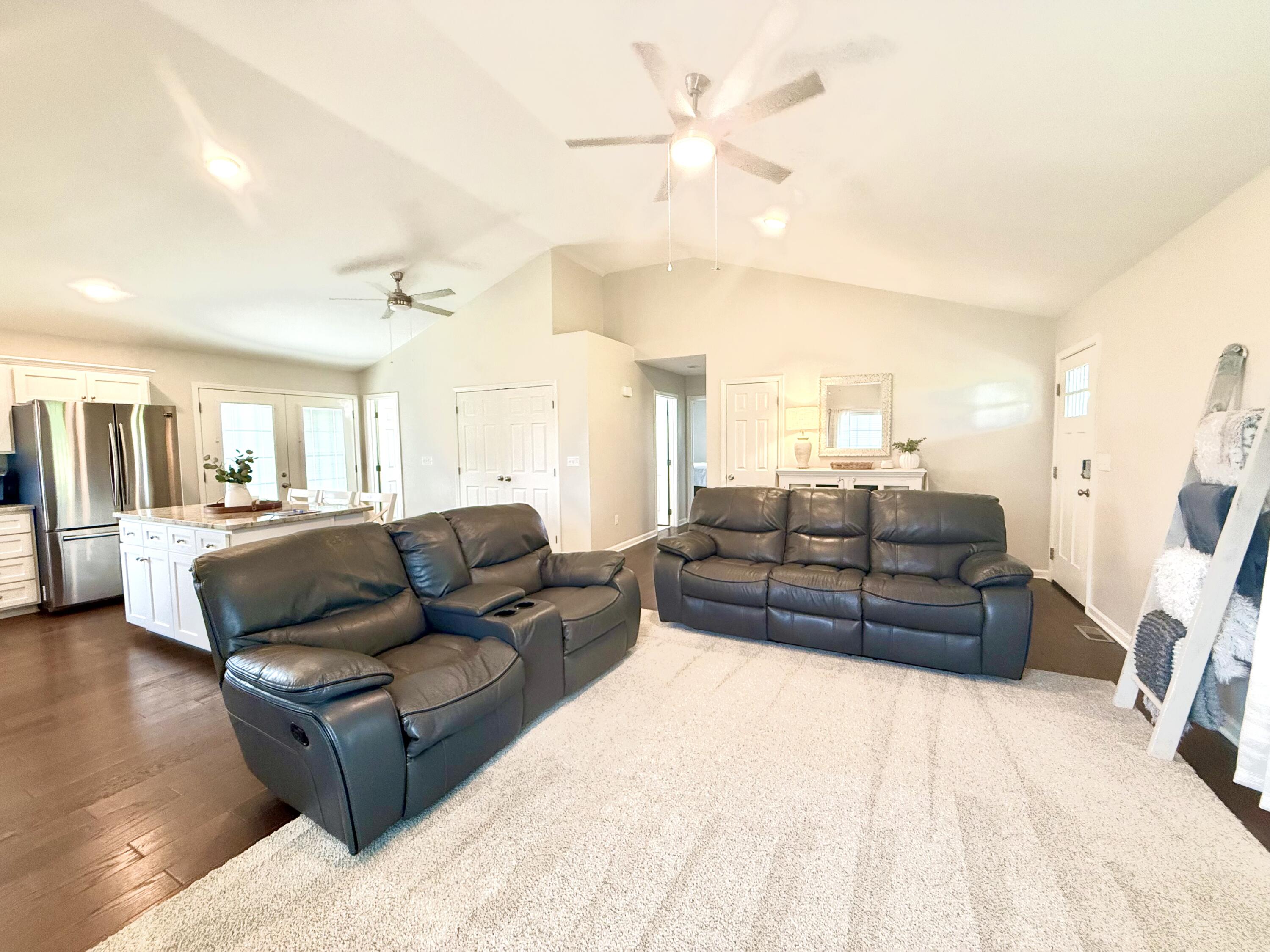 1465 Parksville Cross Pike Property Photo 5