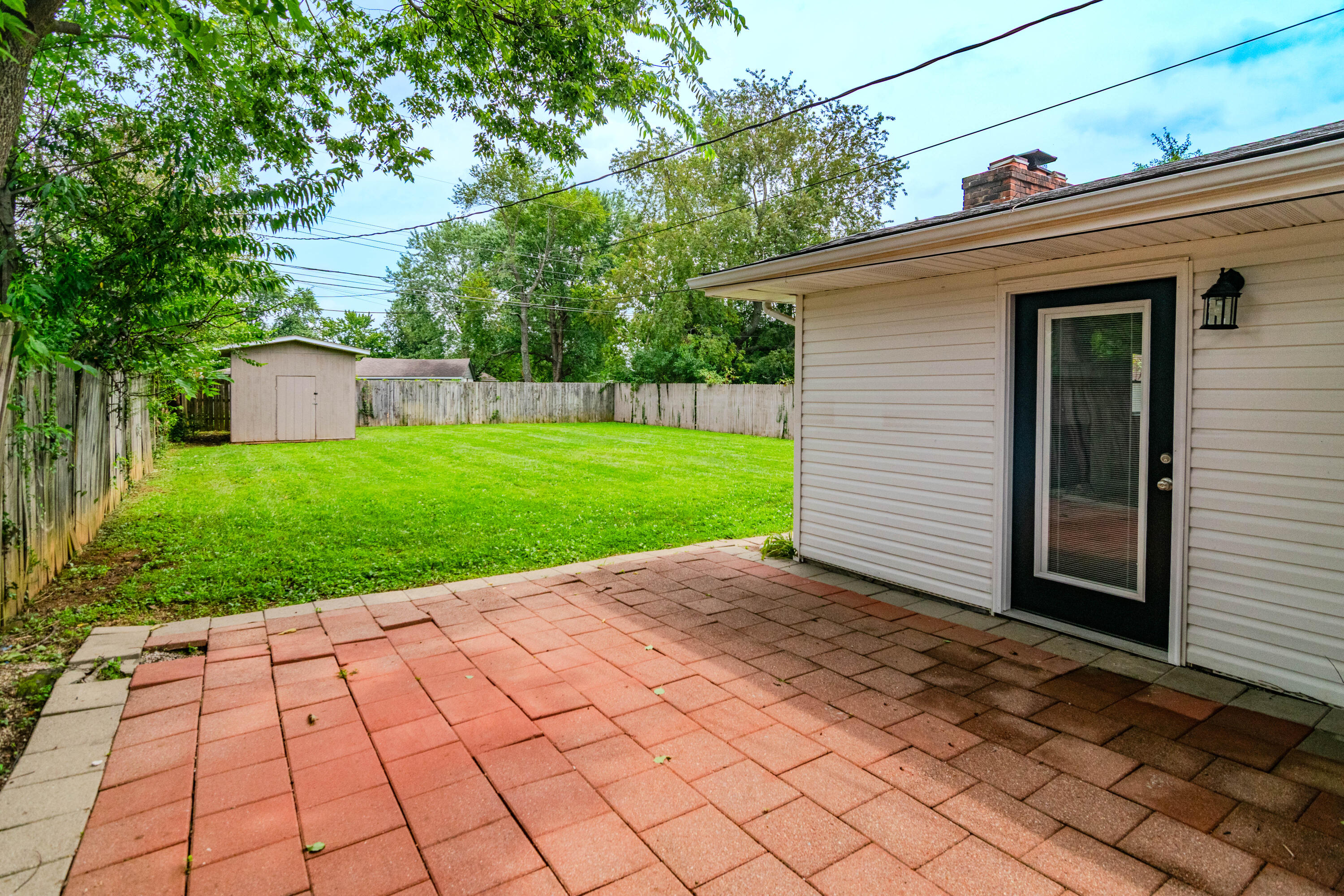 1910 Greenleaf Drive Property Photo 40