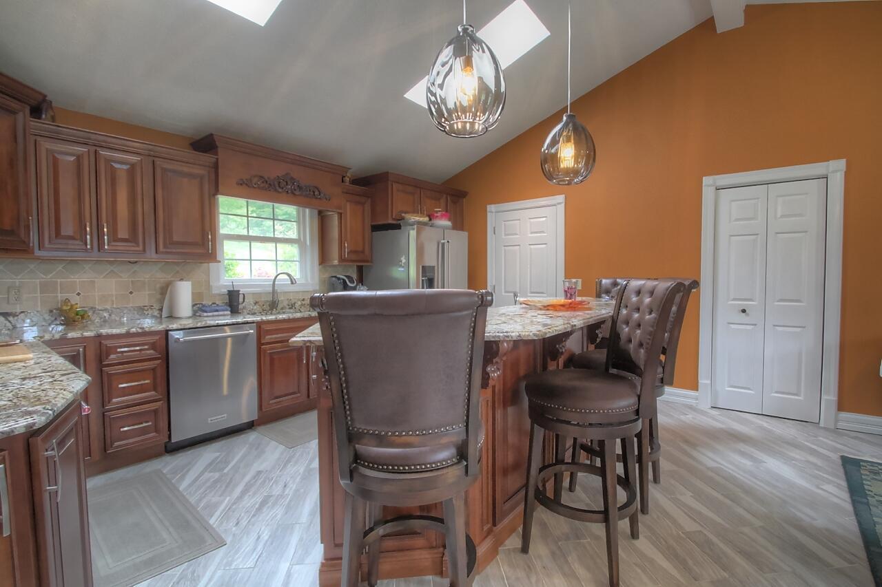 532 Becks Creek Road Property Photo 8