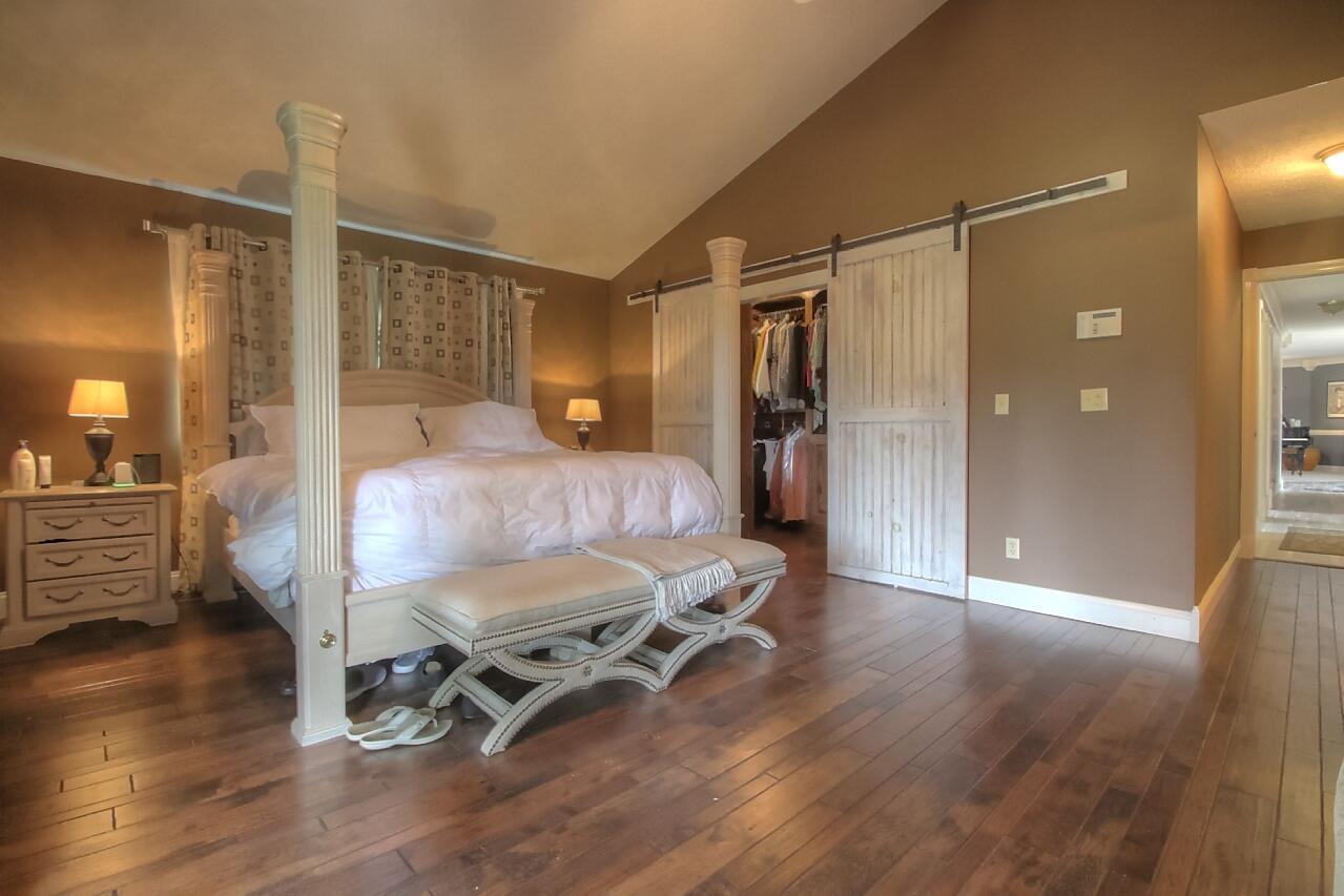 532 Becks Creek Road Property Photo 16