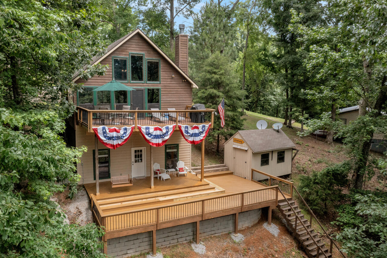 81 Harbor Drive Property Photo 1